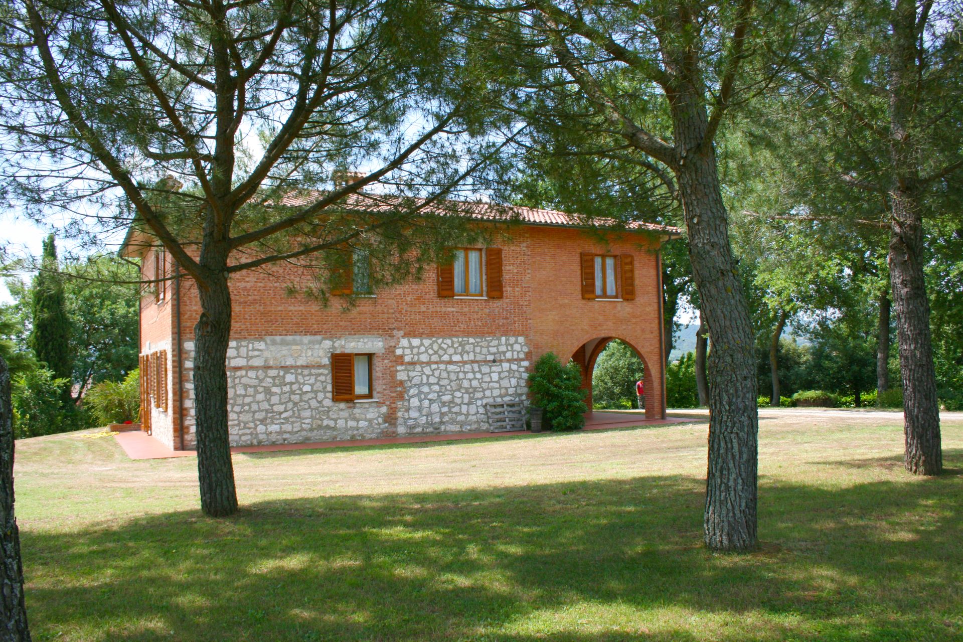 VILLAS WITH POOL LA CONTEA LUCIGNANO TOSCANA