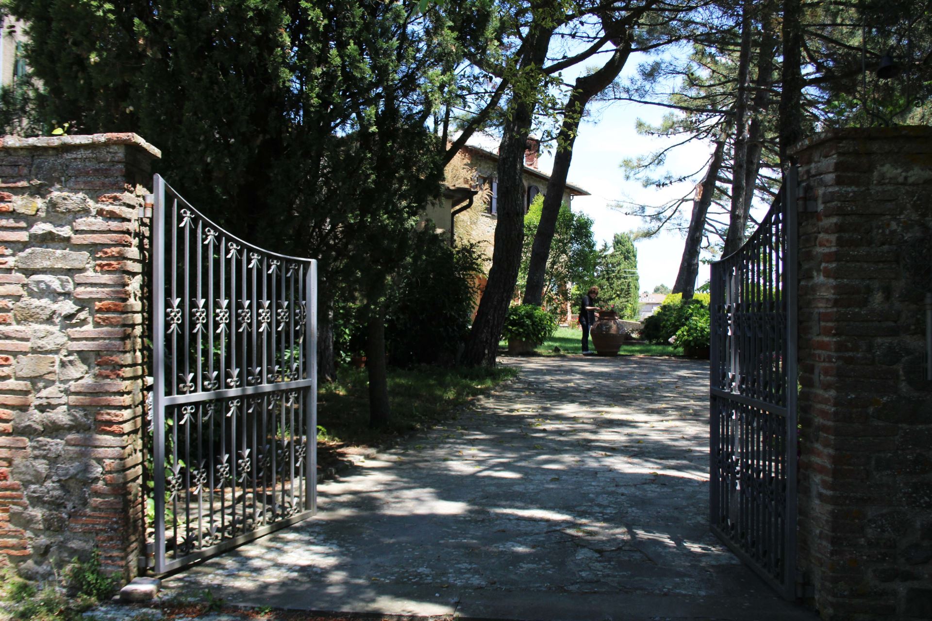 VILLEN MIT POOL PALAZZOLO 6 MONTE SAN SAVINO TOSCANA