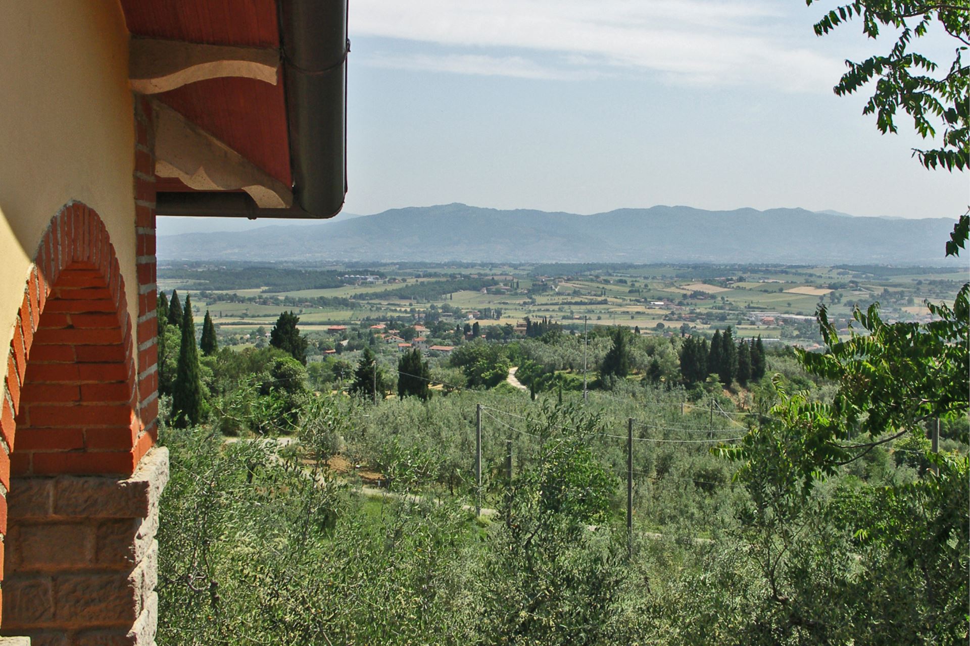 VILLAS WITH POOL LA MAESTA MONTE SAN SAVINO TOSCANA