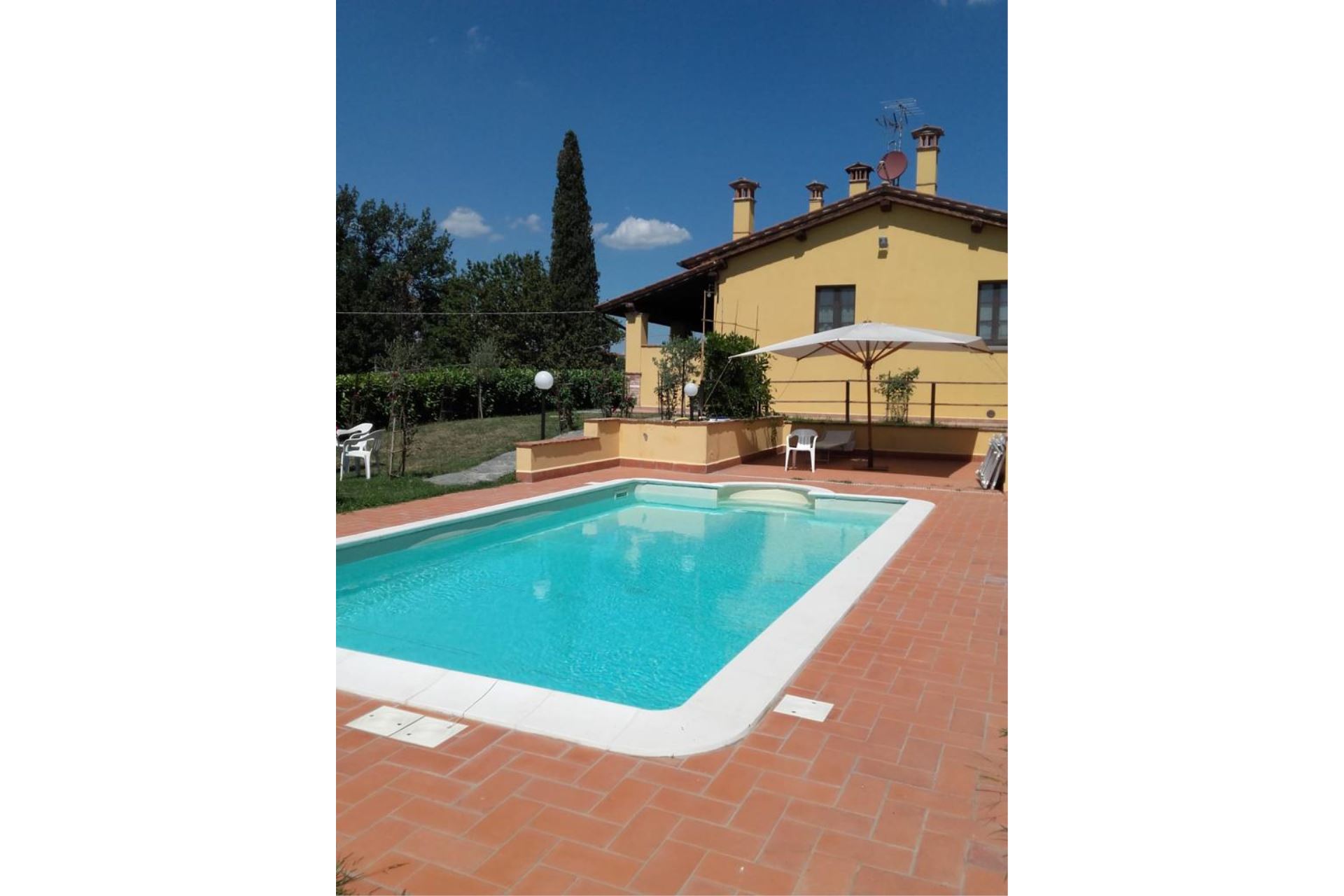 VILLE CON PISCINA LA COSTA MARCIANO TOSCANA