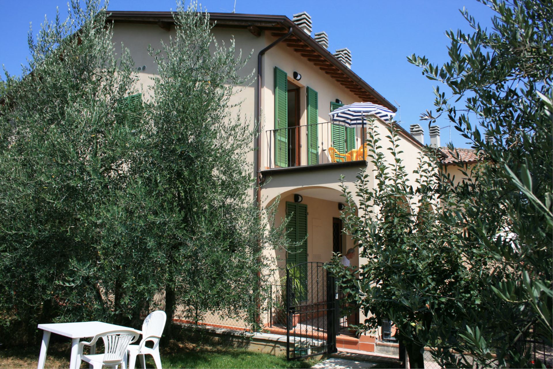 WOHNUNGEN MIT POOL LA ROCCA MARCIANO TOSCANA