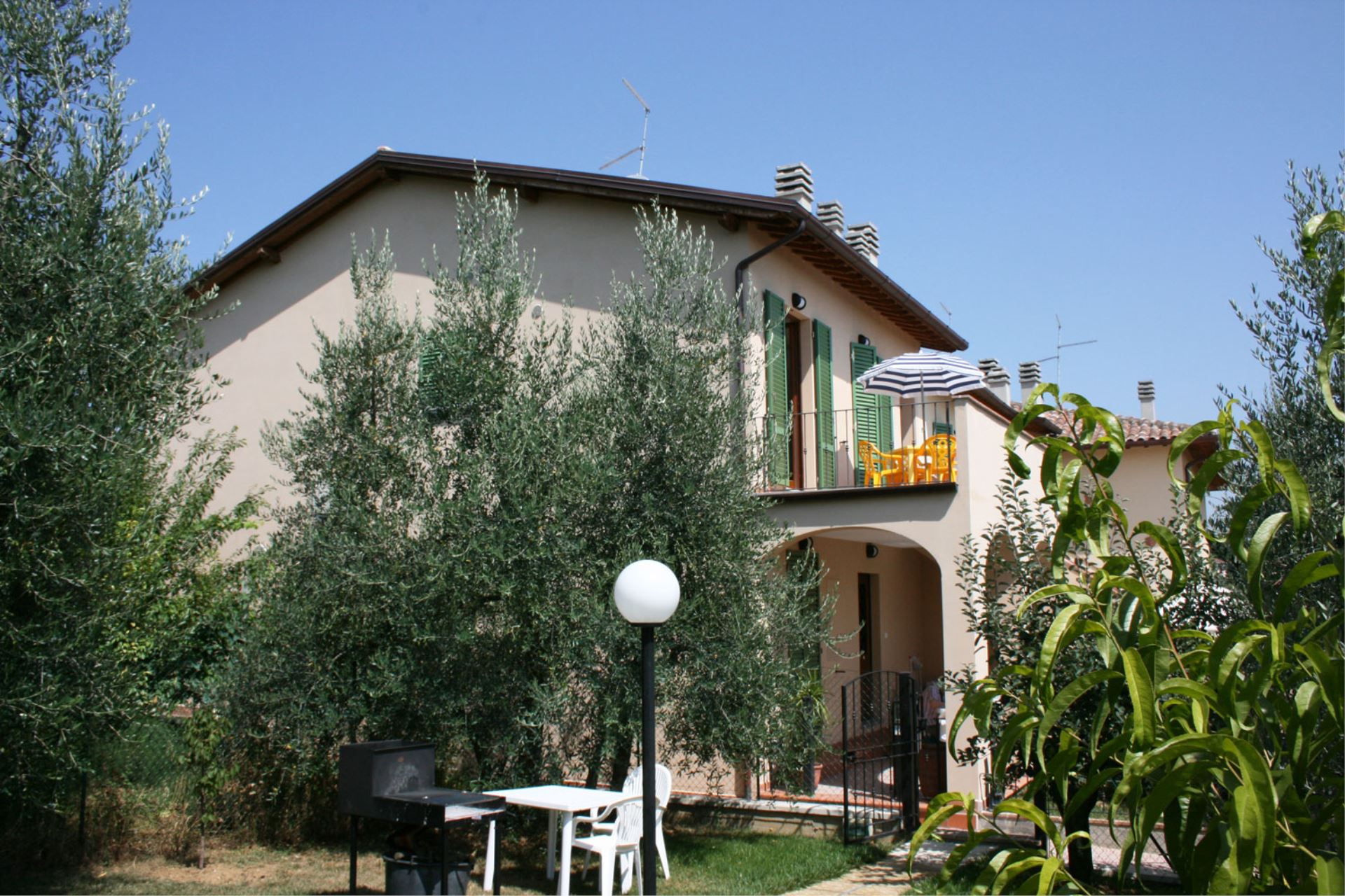 WOHNUNGEN MIT POOL LA ROCCA MARCIANO TOSCANA