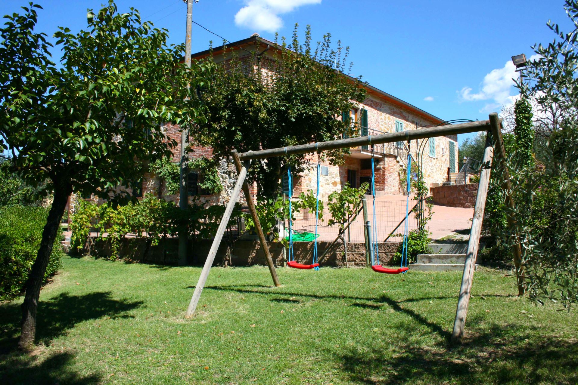 VILLAS WITH POOL CASA FELICE LUCIGNANO TOSCANA