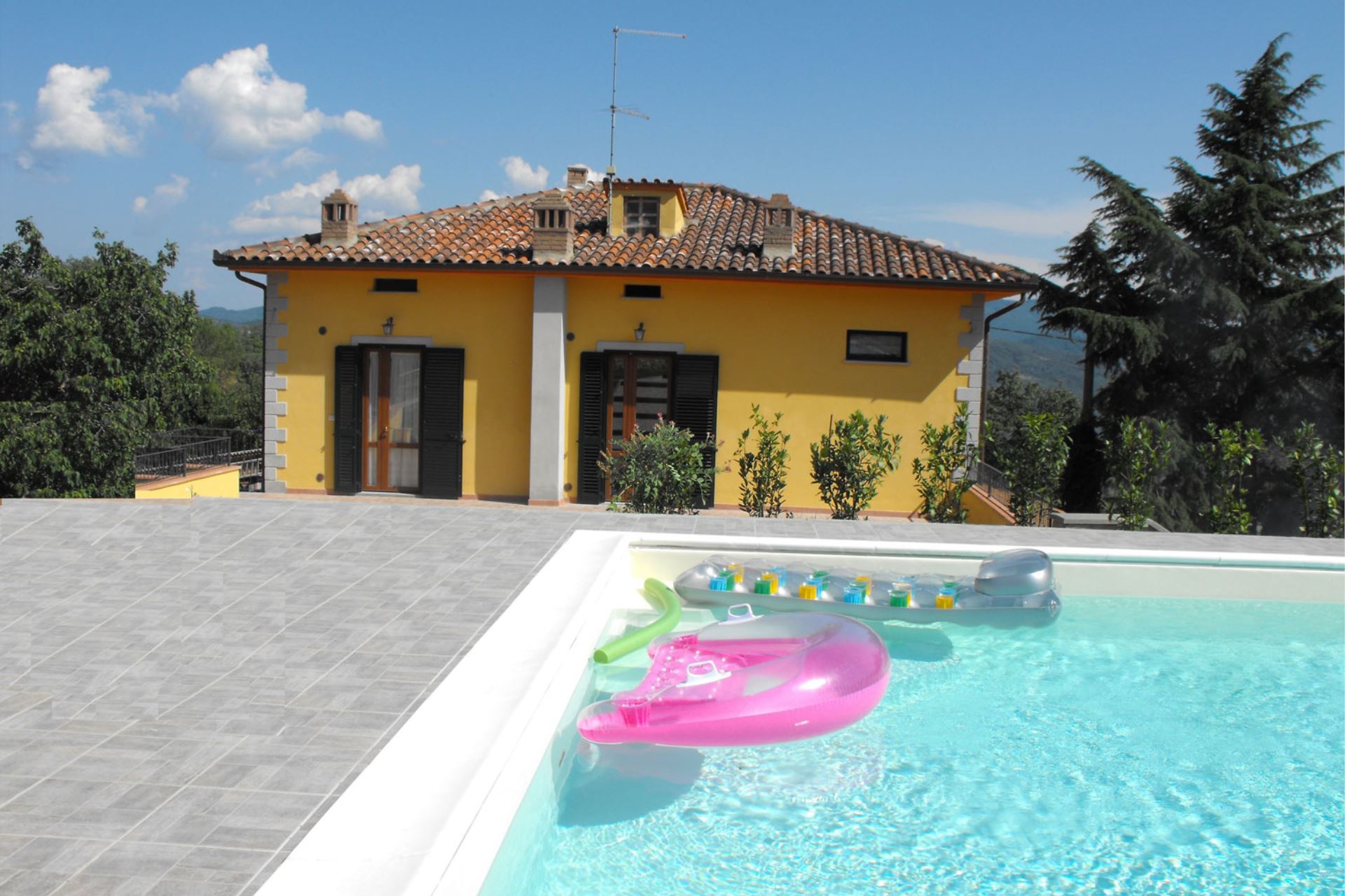VILLEN MIT POOL CASA CALDESI AREZZO TOSCANA