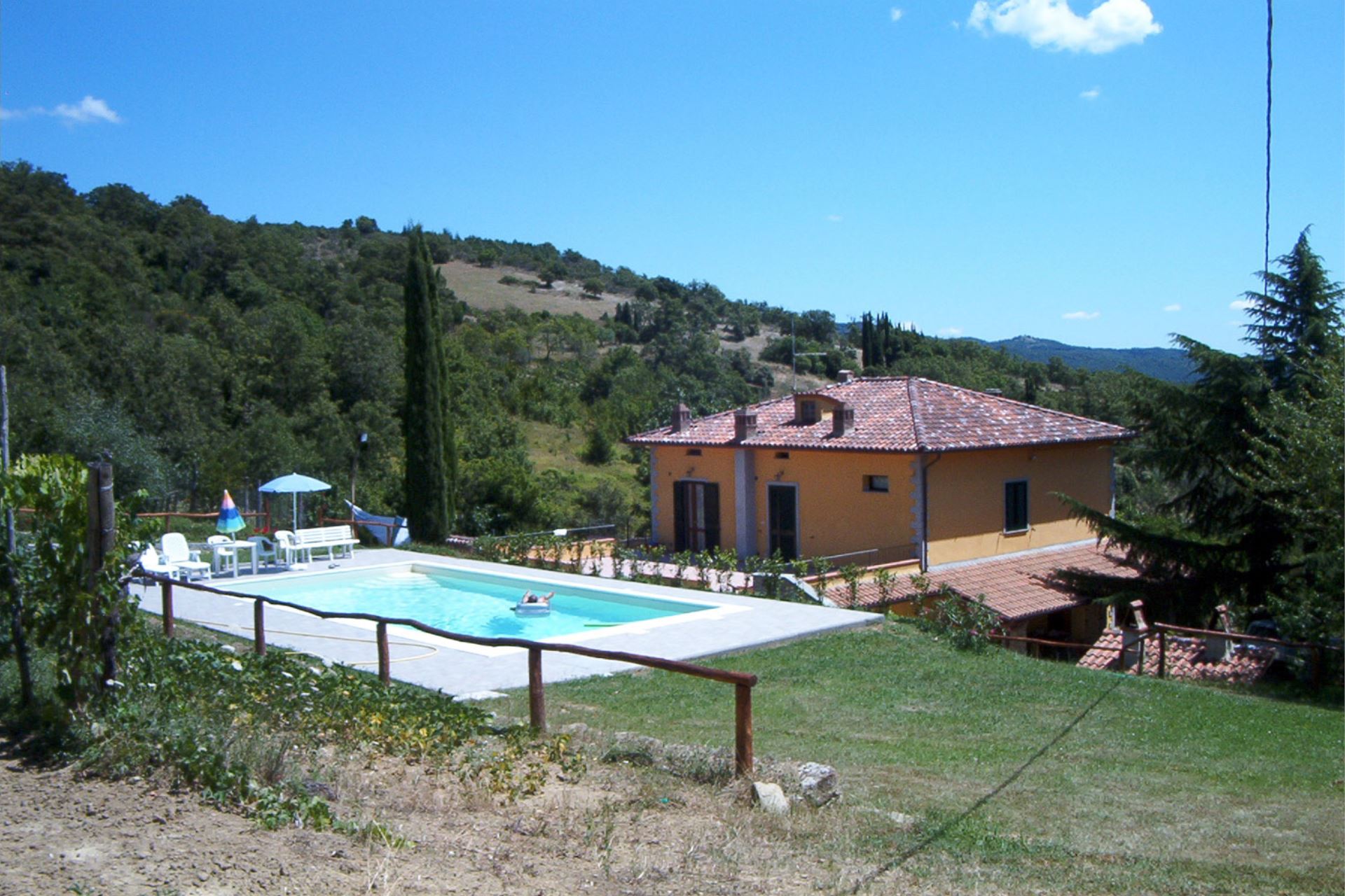 VILLEN MIT POOL CASA CALDESI AREZZO TOSCANA