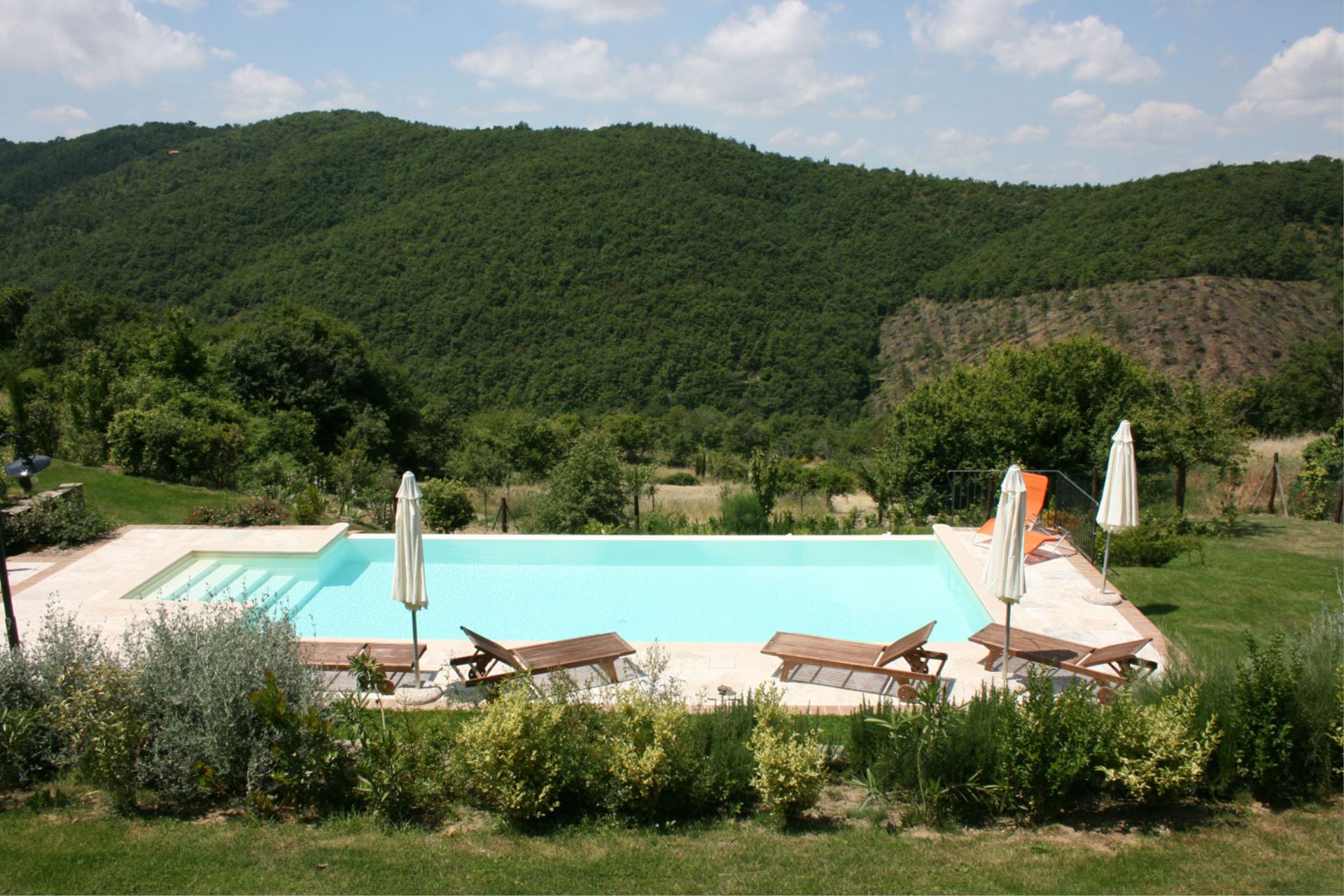 VILLAS WITH POOL PODERE CANTALENA CORTONA TOSCANA