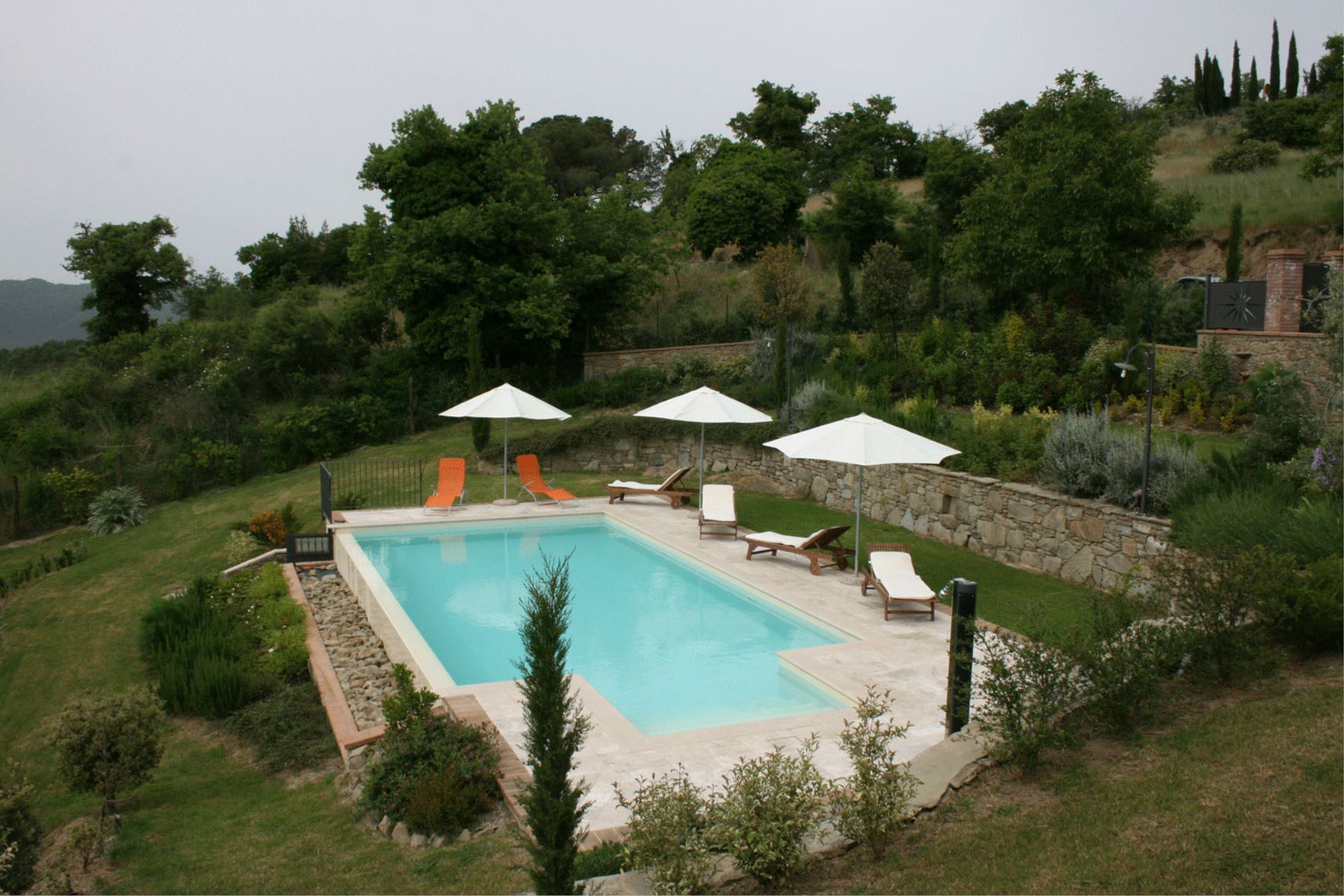 VILLAS WITH POOL PODERE CANTALENA CORTONA TOSCANA