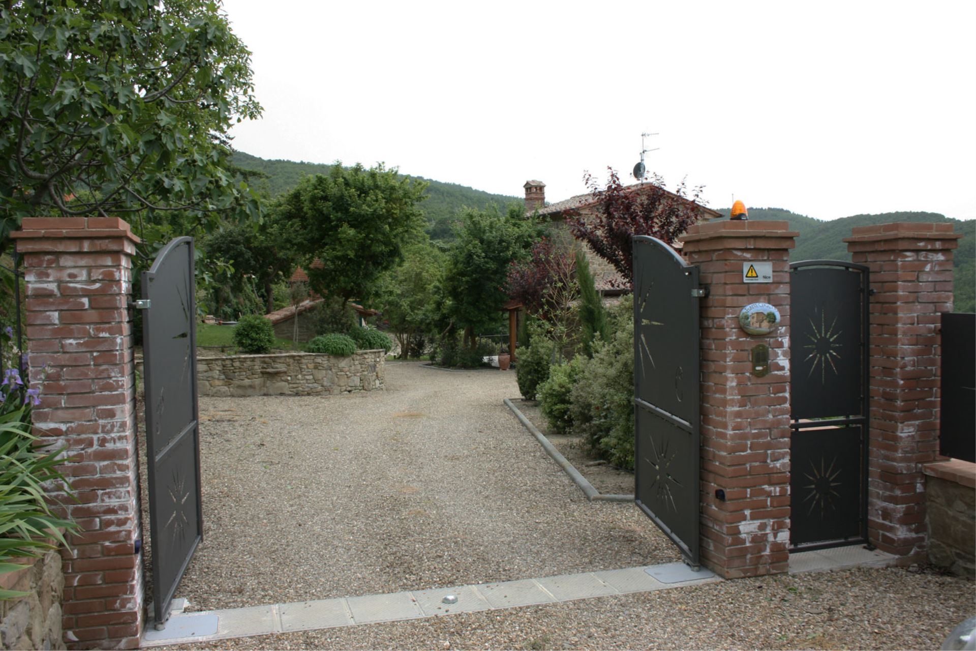 VILLAS WITH POOL PODERE CANTALENA CORTONA TOSCANA