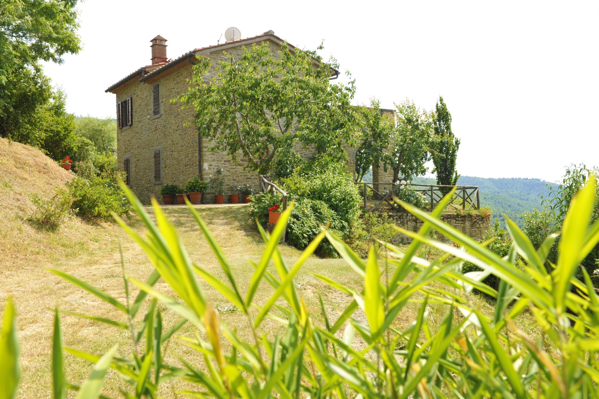 VILLEN MIT POOL CASETTA I CILIEGI CORTONA TOSCANA