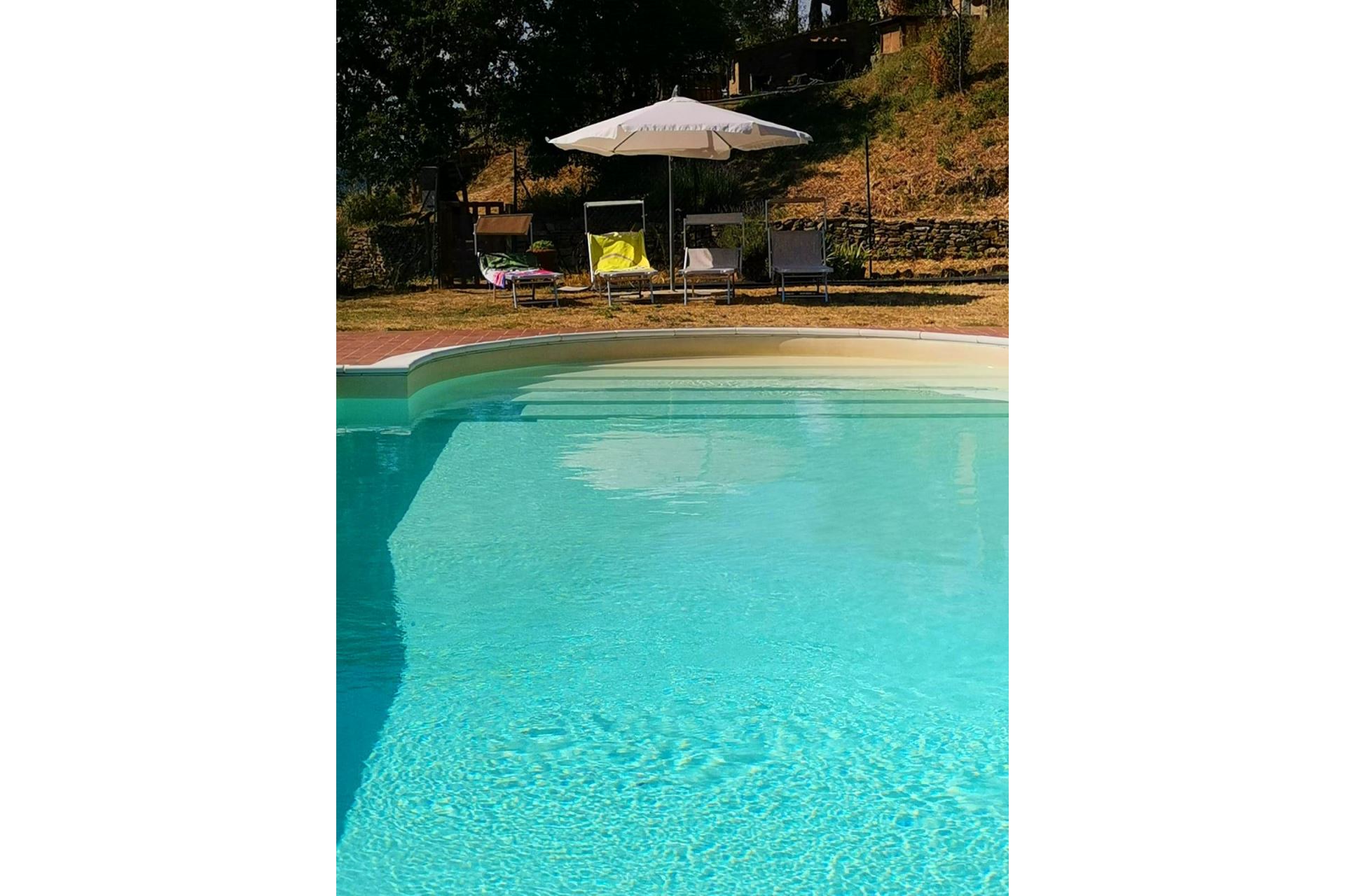 APPARTAMENTI CON PISCINA LA CASA NEL BORGO CORTONA TOSCANA