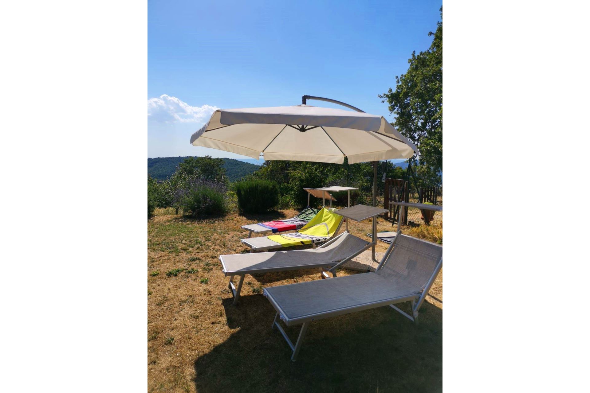 APPARTAMENTI CON PISCINA LA CASA NEL BORGO CORTONA TOSCANA