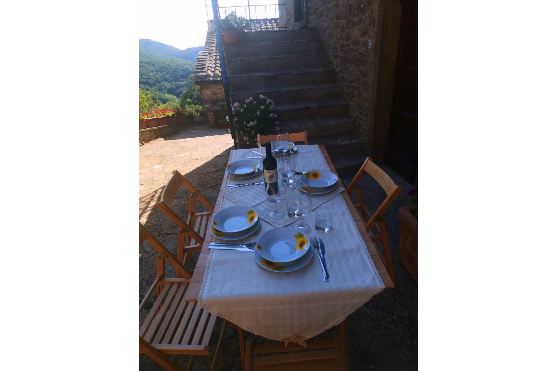 APPARTAMENTI CON PISCINA LA CASA NEL BORGO CORTONA TOSCANA