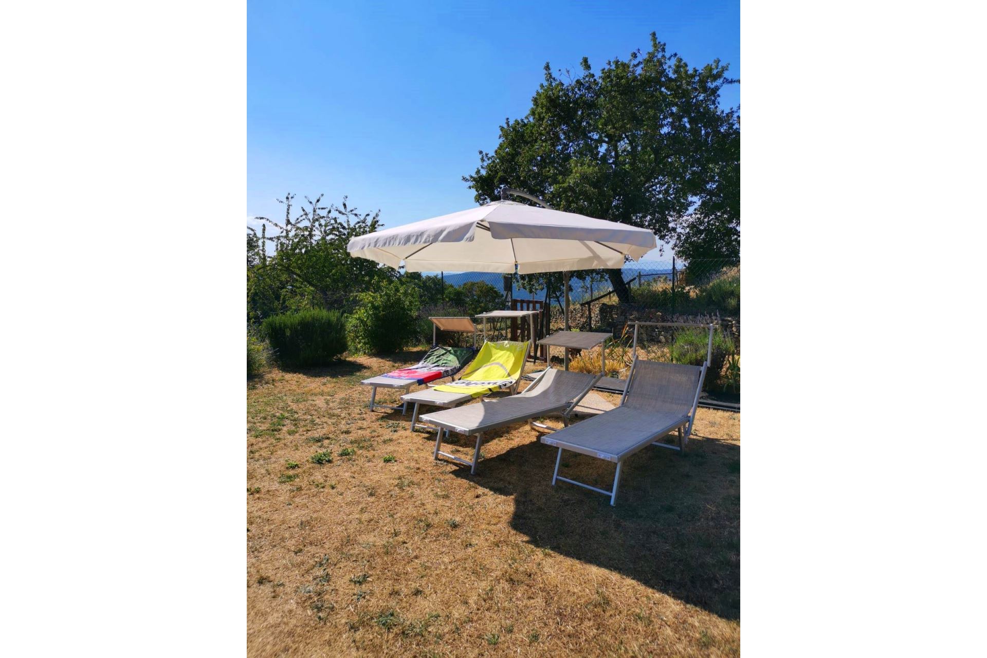 APPARTAMENTI CON PISCINA LA CASA NEL BORGO CORTONA TOSCANA
