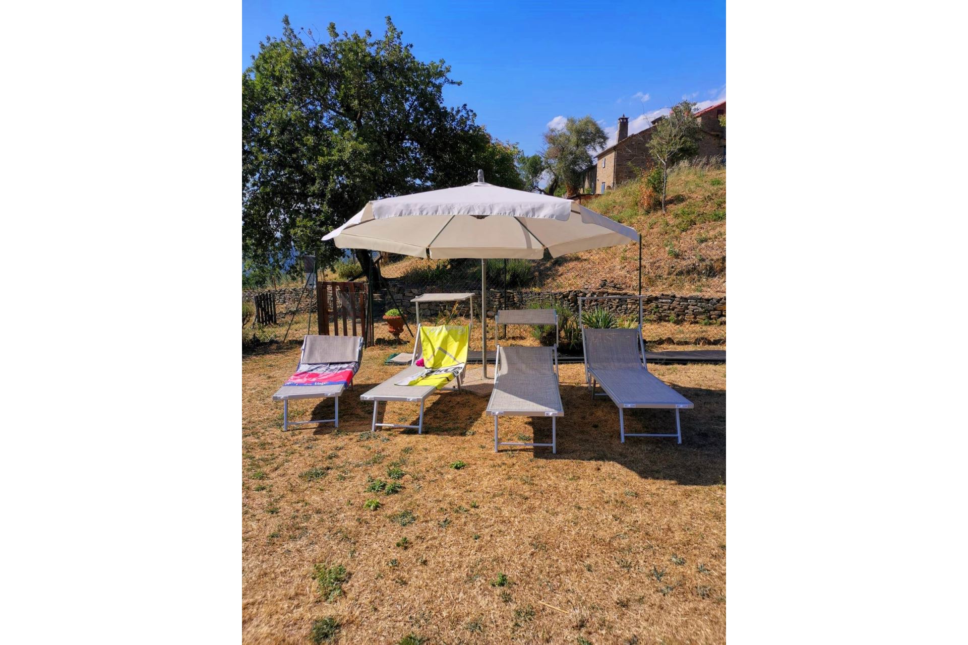 APPARTAMENTI CON PISCINA LA CASA NEL BORGO CORTONA TOSCANA