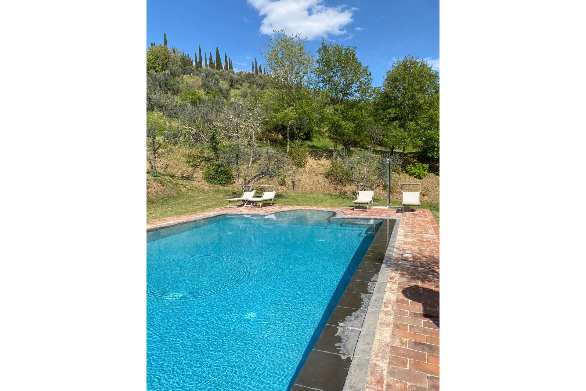 VILLEN MIT POOL CASALE IL TRECENTO CASTIGLION FIORENTINO TOSCANA