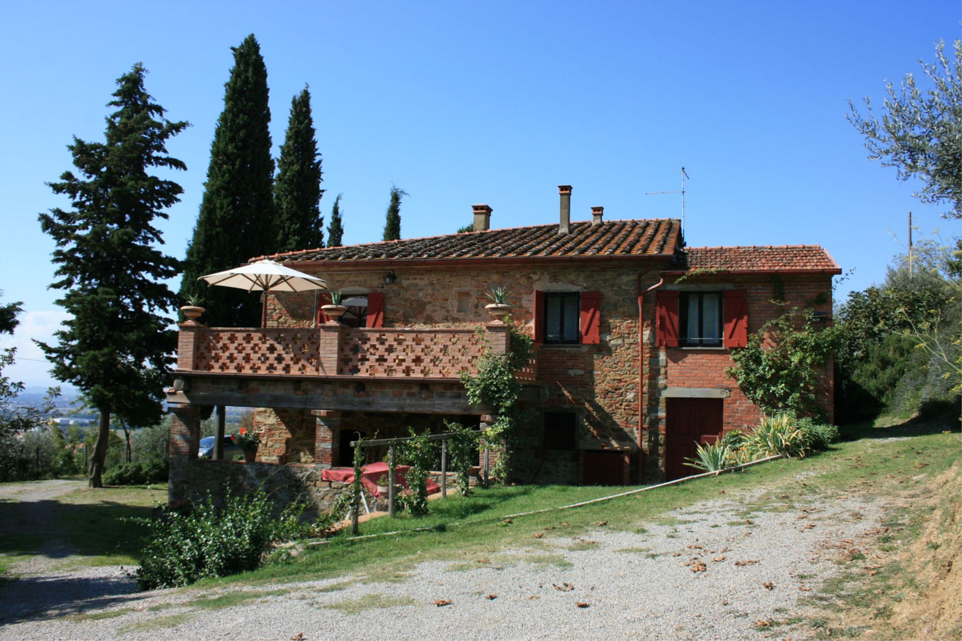 VILLEN MIT POOL CASALE IL TRECENTO CASTIGLION FIORENTINO TOSCANA