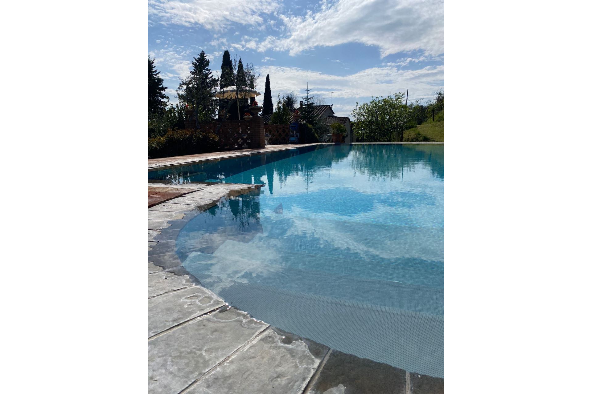 VILLEN MIT POOL CASALE IL TRECENTO CASTIGLION FIORENTINO TOSCANA