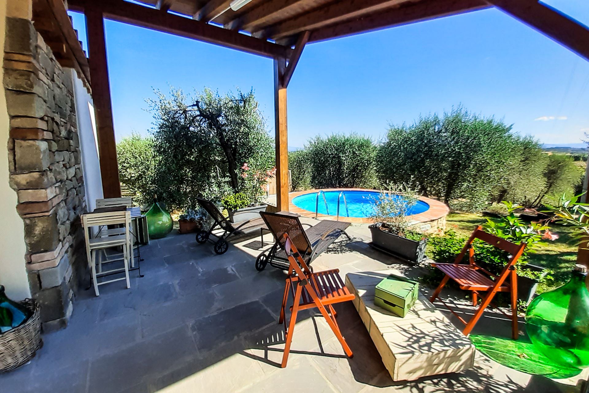 APARTMENTS WITH POOL SELVA DEGLI ULIVI FOIANO DELLA CHIANA TOSCANA
