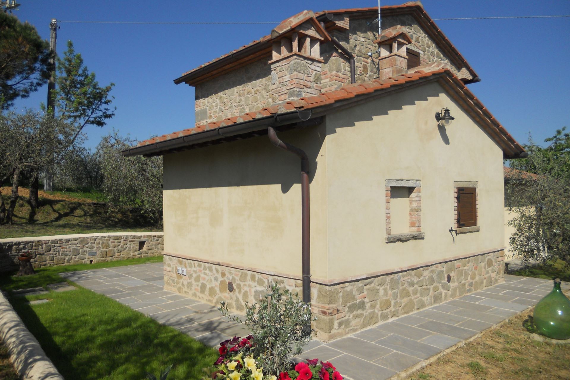 APARTMENTS WITH POOL SELVA DEGLI ULIVI FOIANO DELLA CHIANA TOSCANA