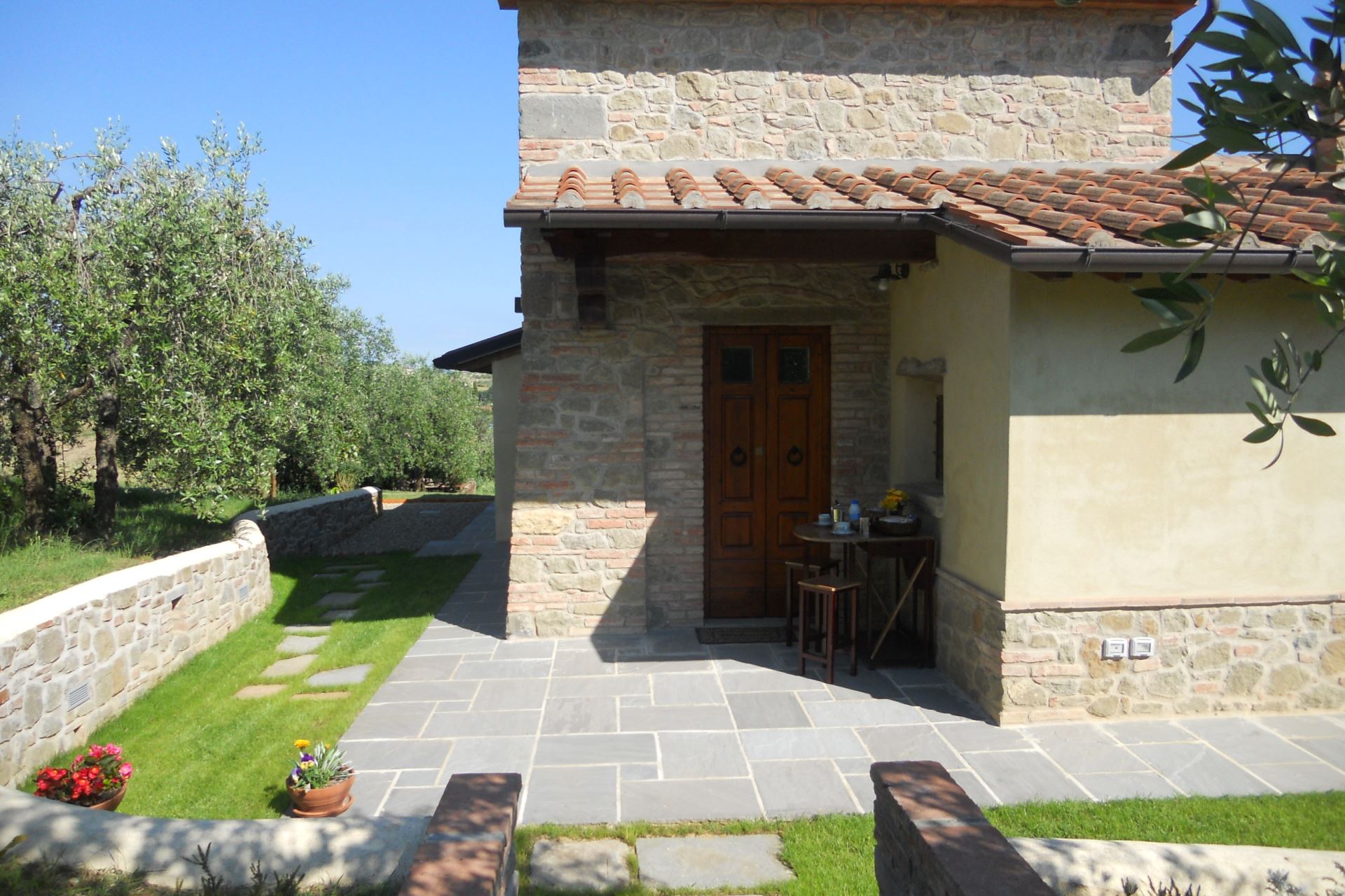 APARTMENTS WITH POOL SELVA DEGLI ULIVI FOIANO DELLA CHIANA TOSCANA