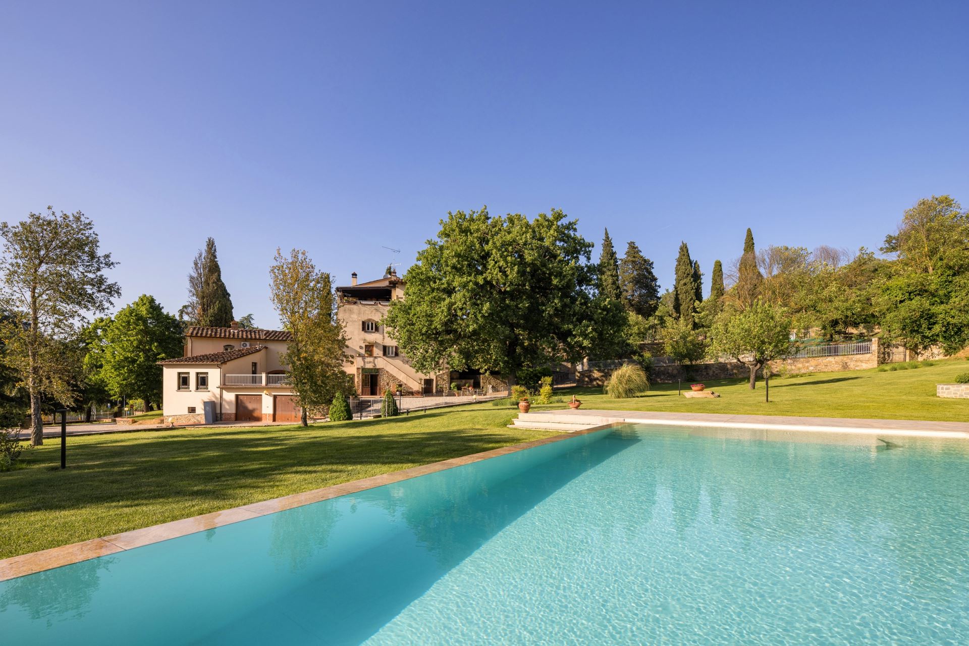 APPARTEMENTS AVEC PISCINE DIMORA DEL FATTORE AREZZO TOSCANA