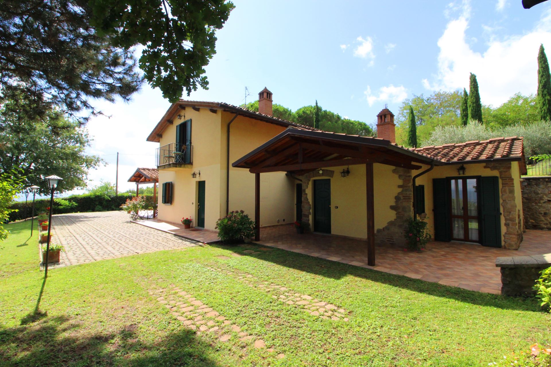 VILLEN MIT POOL VILLINO ALBA AREZZO TOSCANA