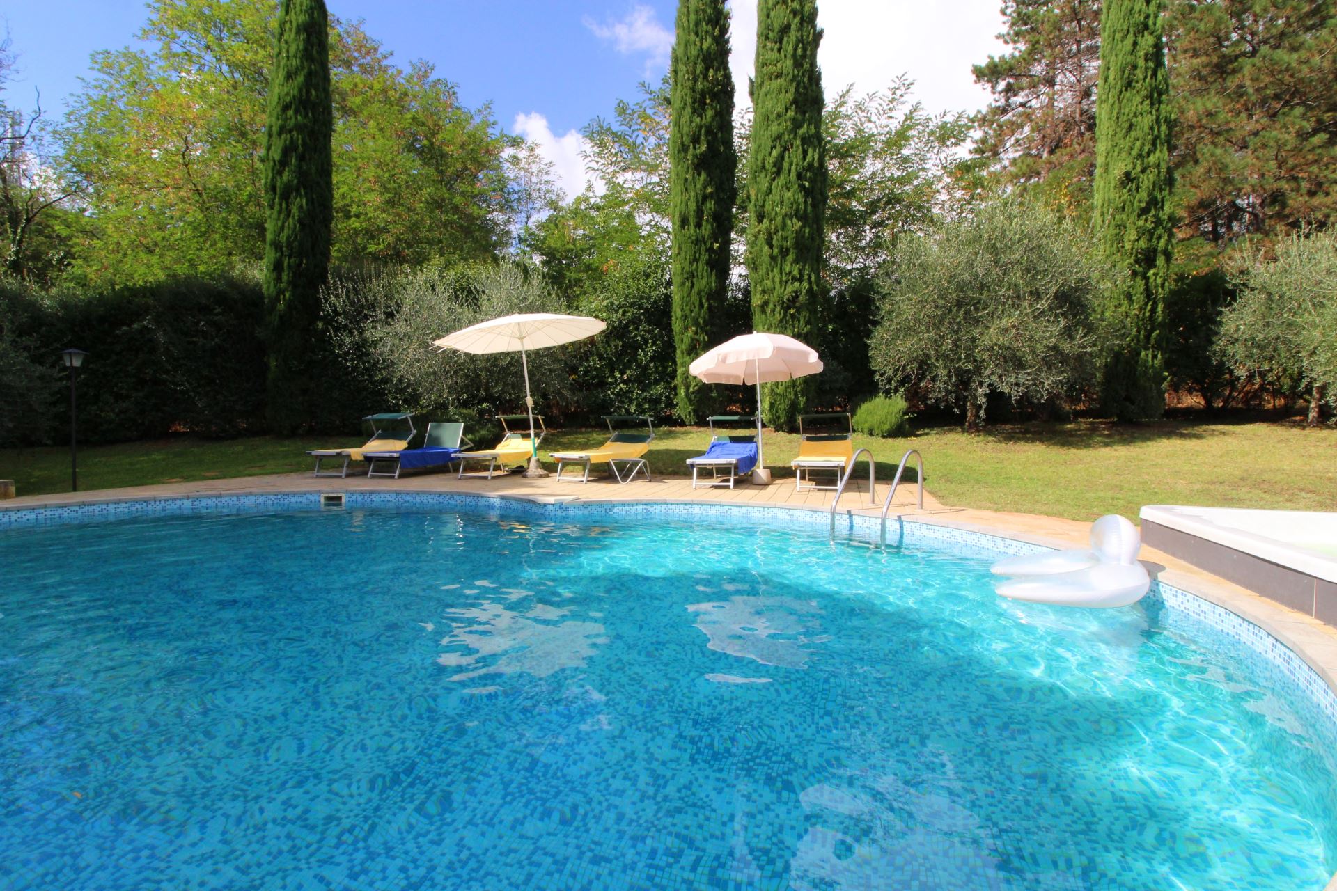 VILLEN MIT POOL VILLINO ALBA AREZZO TOSCANA