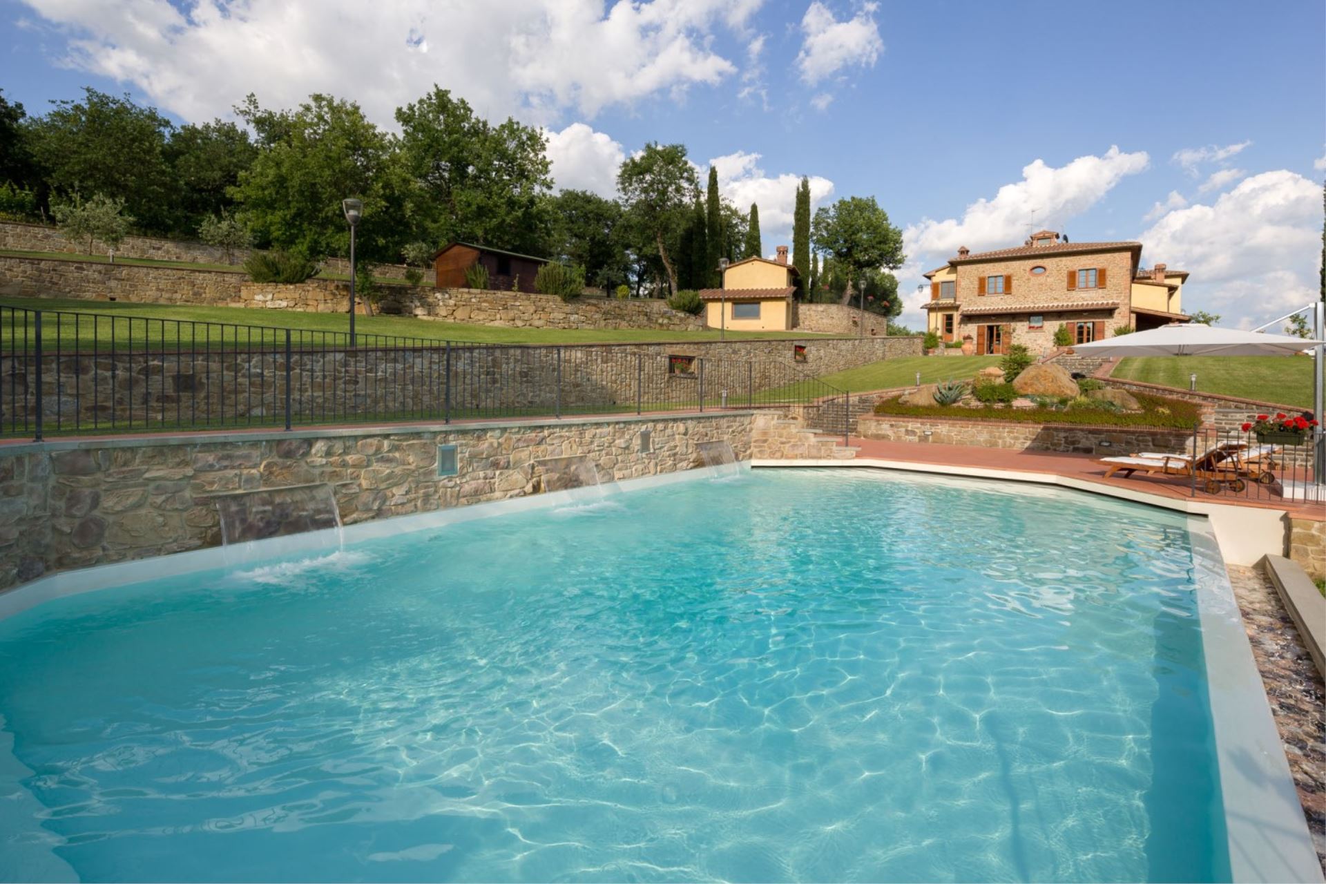 APARTMENTS WITH POOL RUBY AREZZO TOSCANA