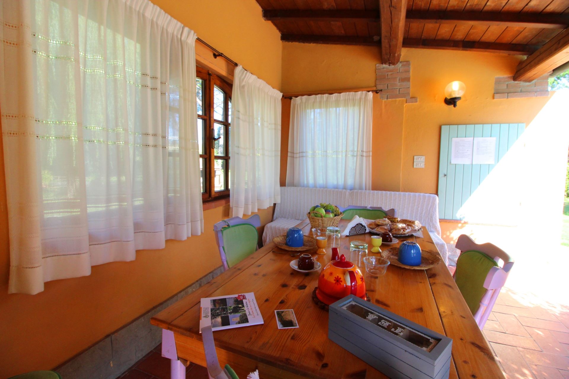 VILLEN MIT POOL PAGLIAZZONE BUCINE TOSCANA