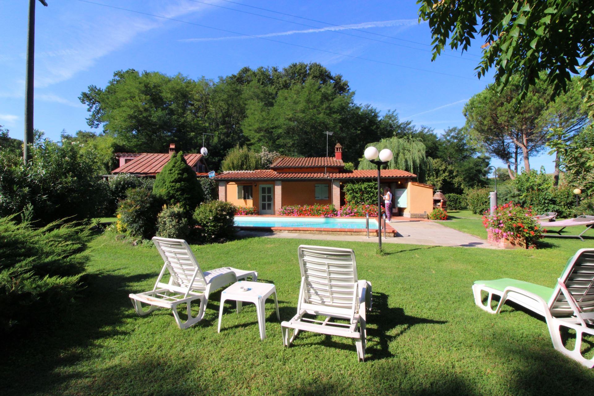VILLEN MIT POOL PAGLIAZZONE BUCINE TOSCANA