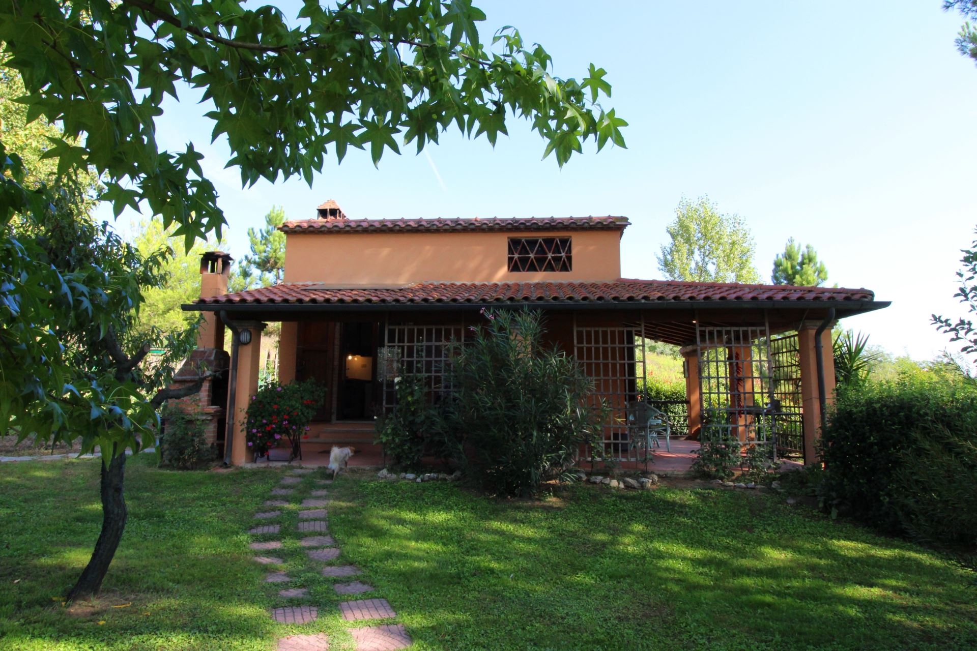 VILLEN MIT POOL PAGLIAZZONE BUCINE TOSCANA