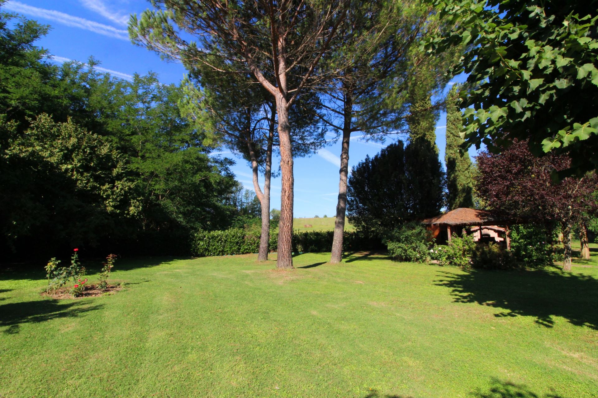 VILLEN MIT POOL PAGLIAZZONE BUCINE TOSCANA