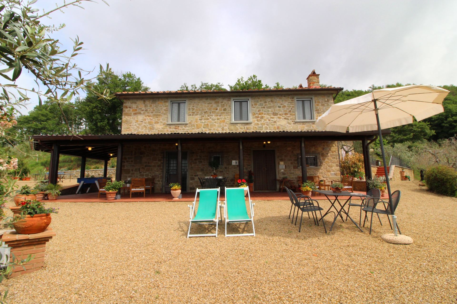 VILLAS AVEC PISCINE CA DI VESTRO 6 LORO CIUFFENNA TOSCANA