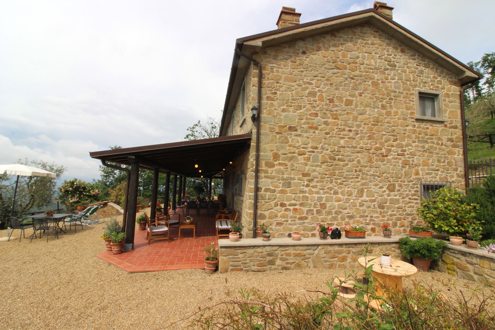 VILLAS AVEC PISCINE CA DI VESTRO 6 LORO CIUFFENNA TOSCANA