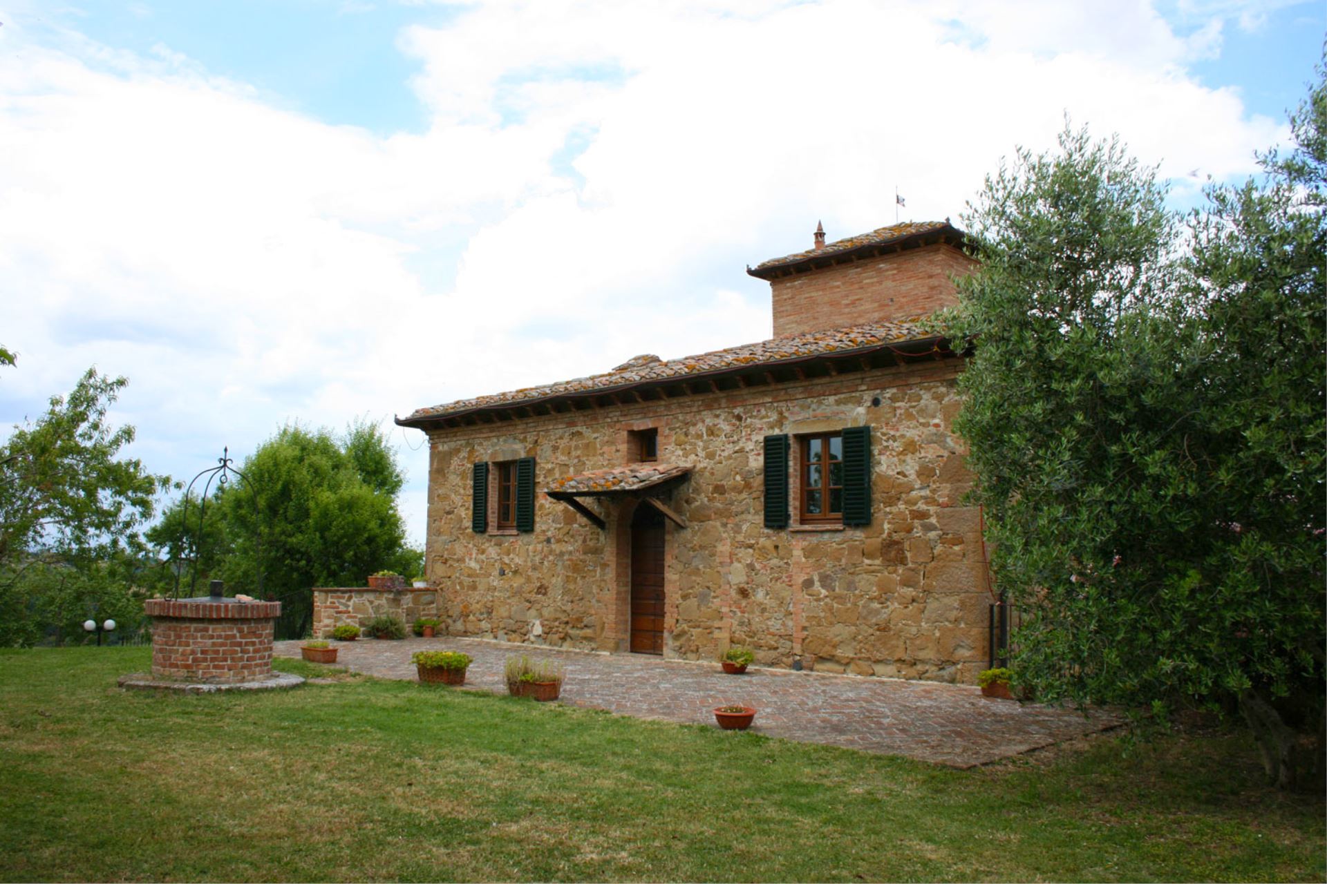 VILLAS WITH POOL IL POGGIARONE MONTEPULCIANO TOSCANA