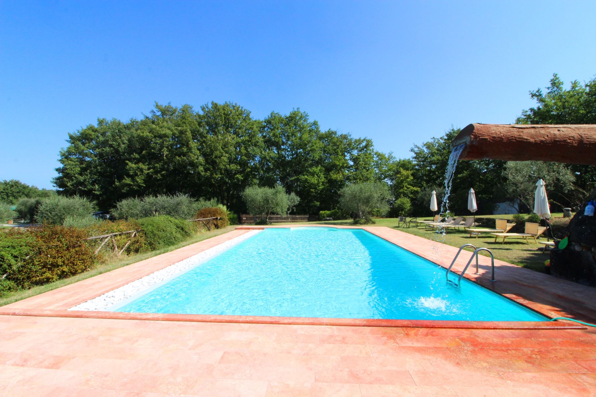 VILLEN MIT POOL LA CASETTA NEL BOSCO SINALUNGA TOSCANA