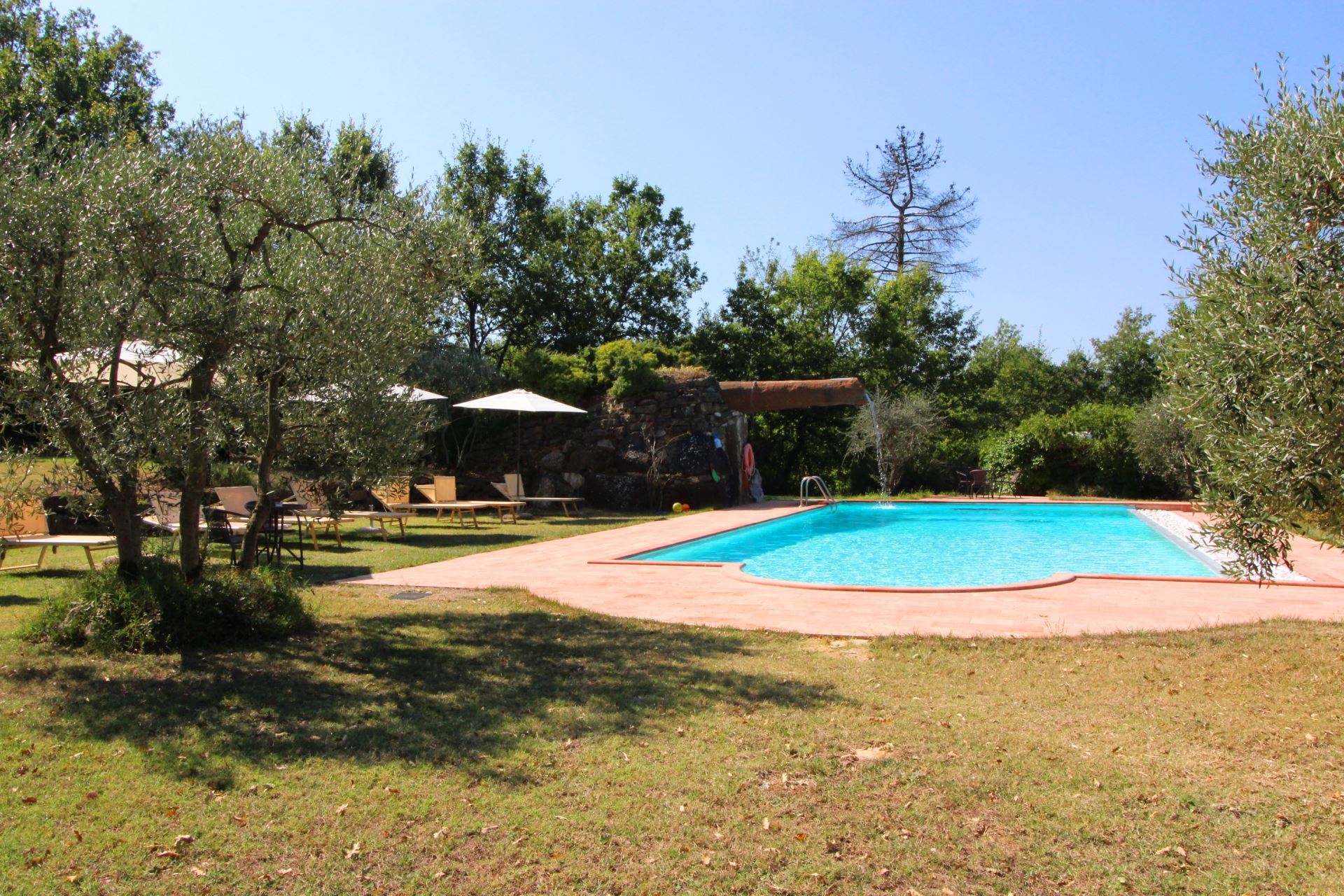 VILLEN MIT POOL LA CASETTA NEL BOSCO SINALUNGA TOSCANA