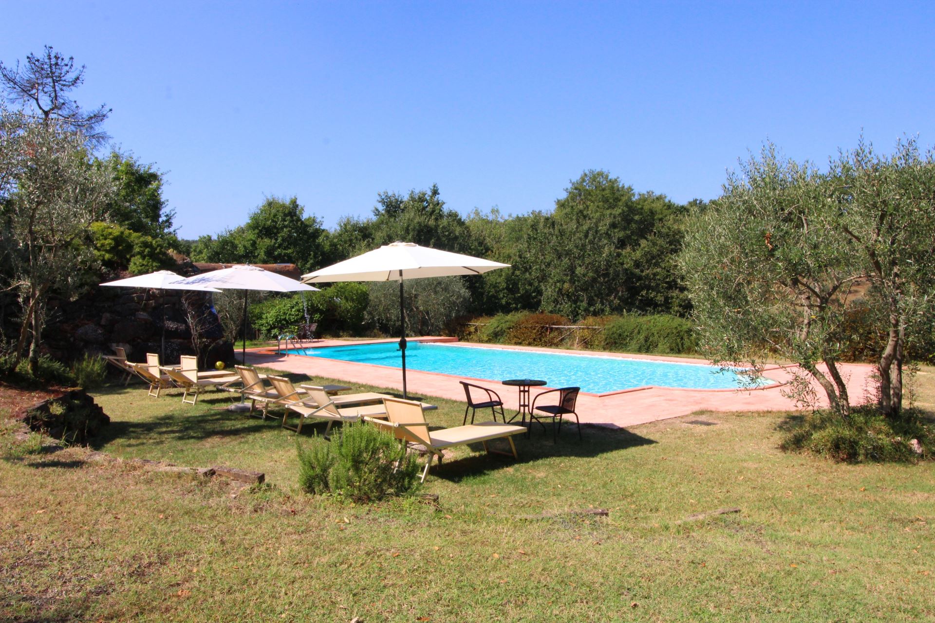 VILLEN MIT POOL LA CASETTA NEL BOSCO SINALUNGA TOSCANA