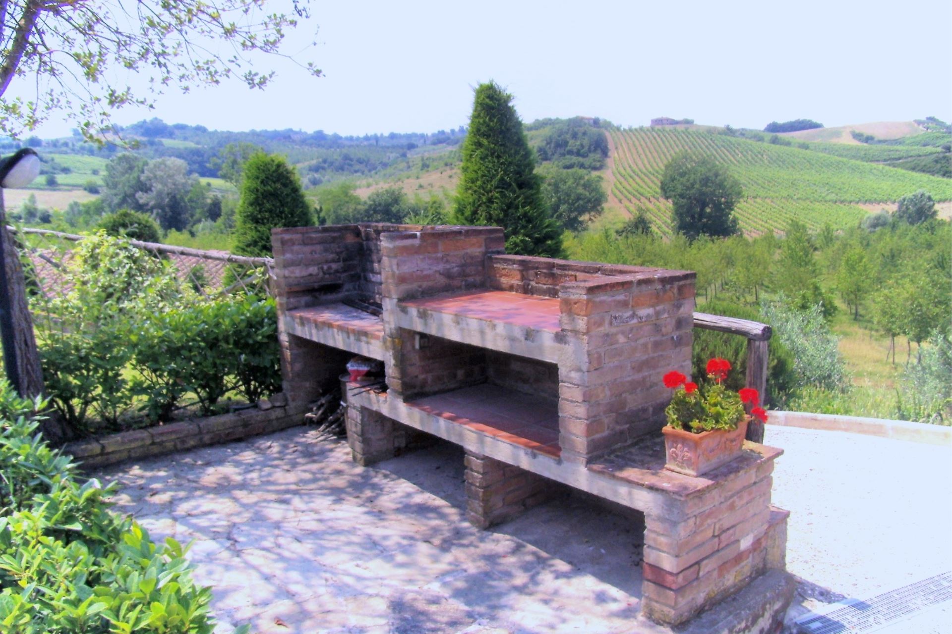 WOHNUNGEN MIT POOL FILOSTRATO GAMBASSI TERME TOSCANA