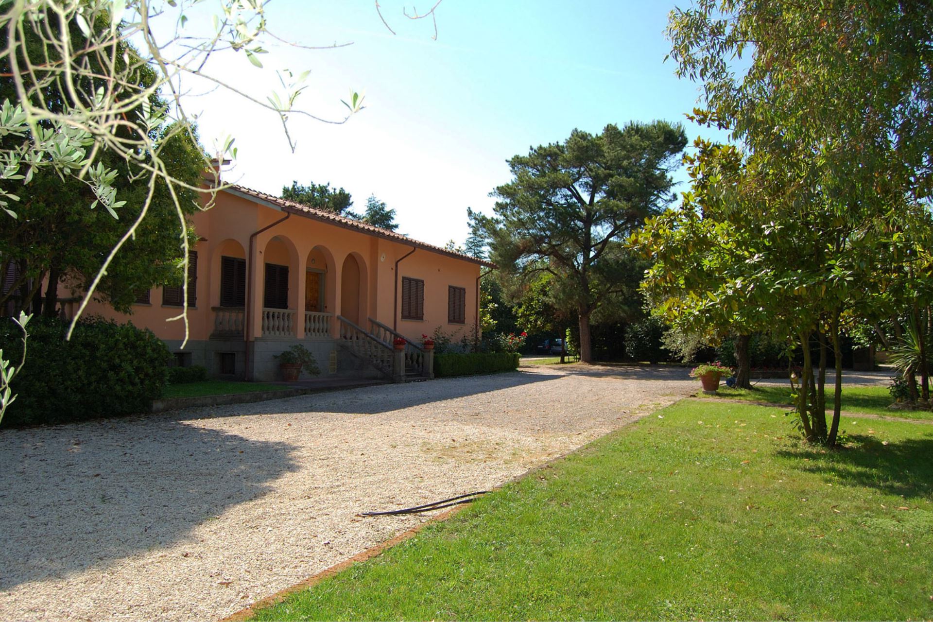 VILLAS WITH POOL CASA GRION CORCHIANO LAZIO