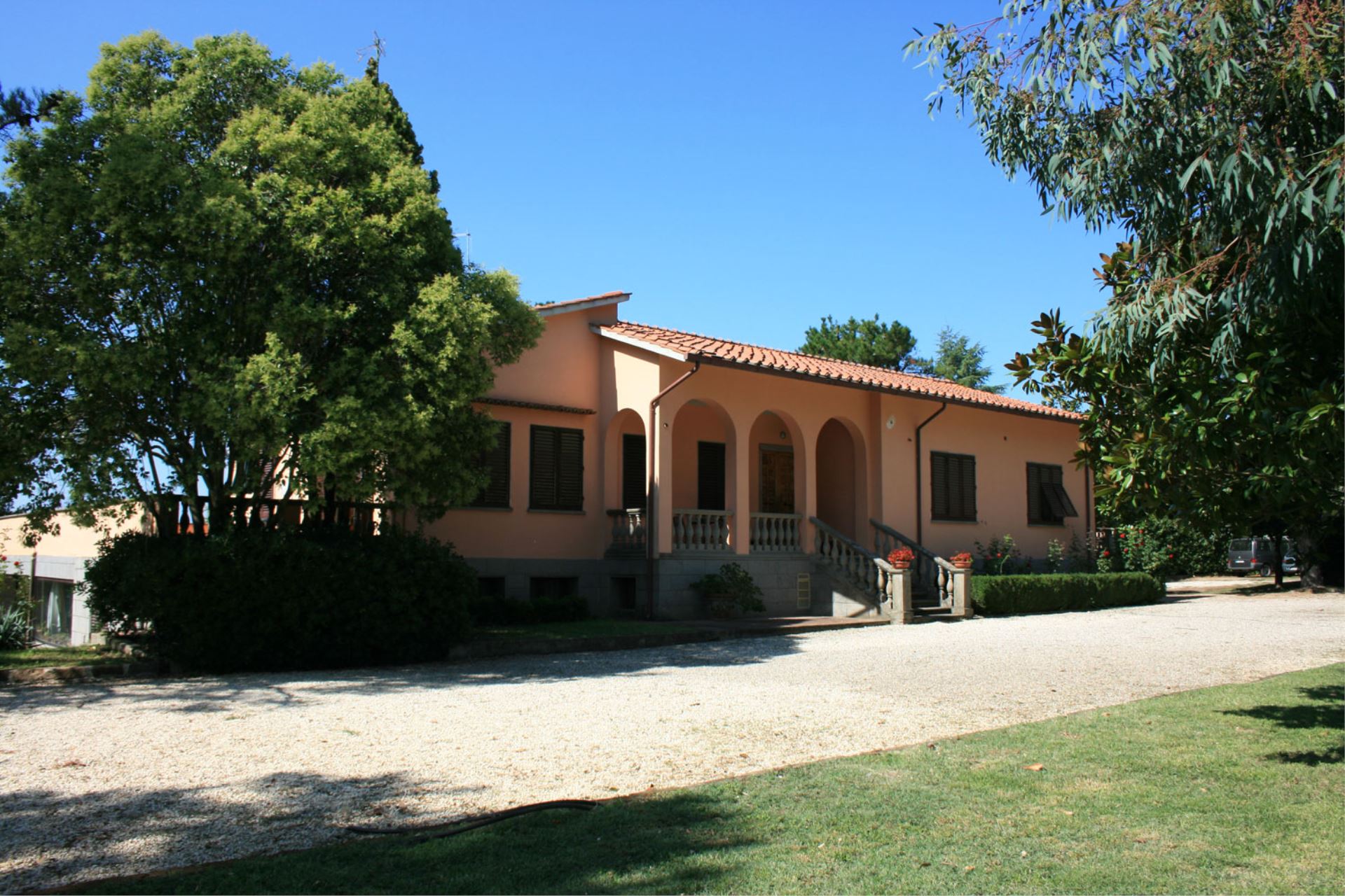 VILLAS WITH POOL CASA GRION CORCHIANO LAZIO