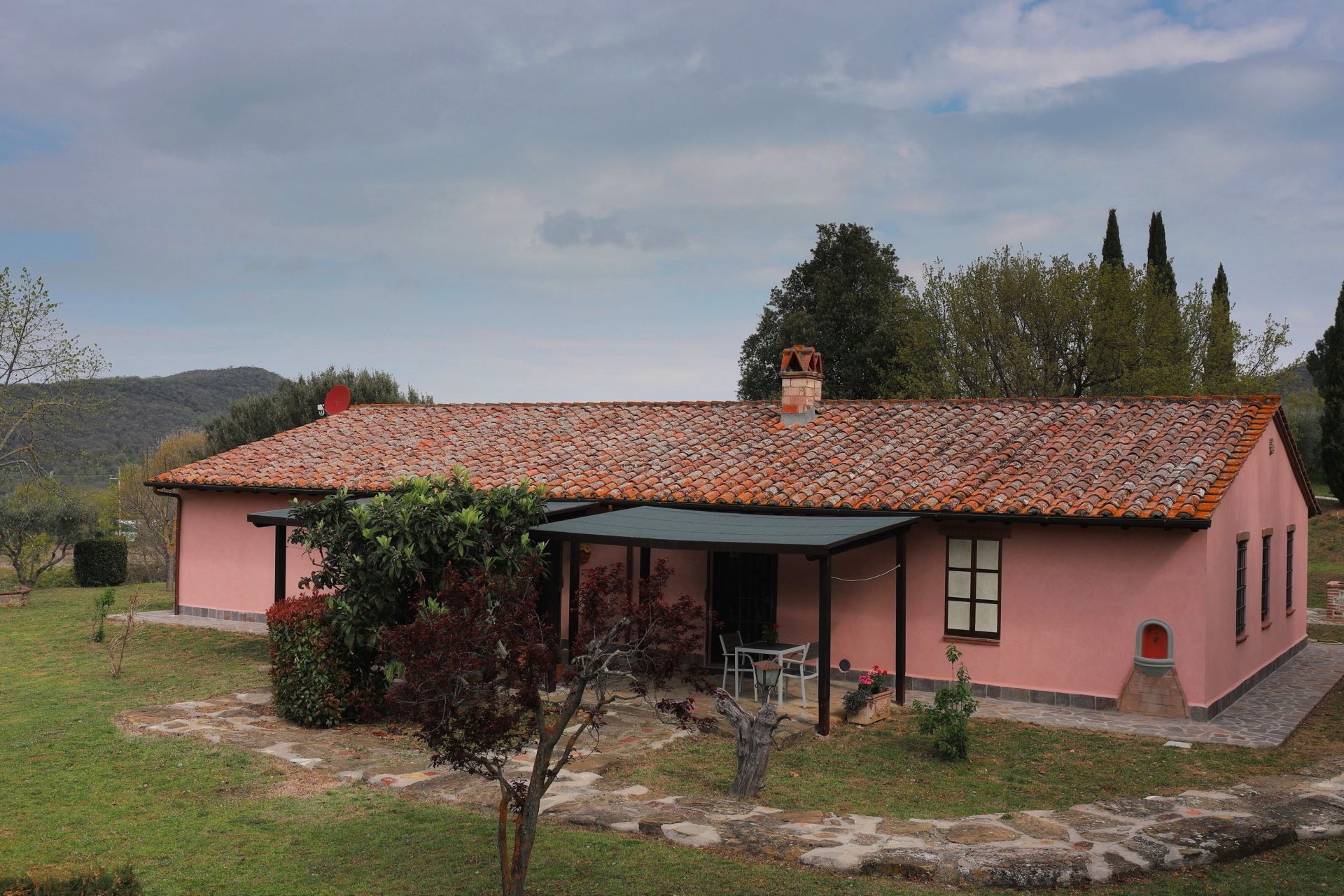 VILLAS WITH POOL CASALE SOLE E LUNA PANICALE UMBRIA