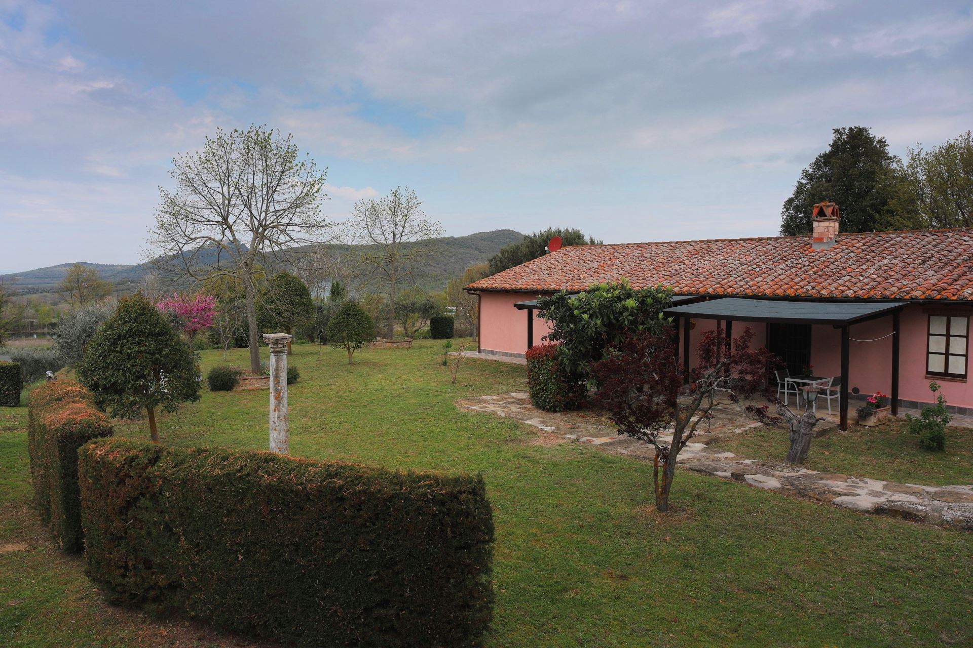 VILLAS WITH POOL CASALE SOLE E LUNA PANICALE UMBRIA