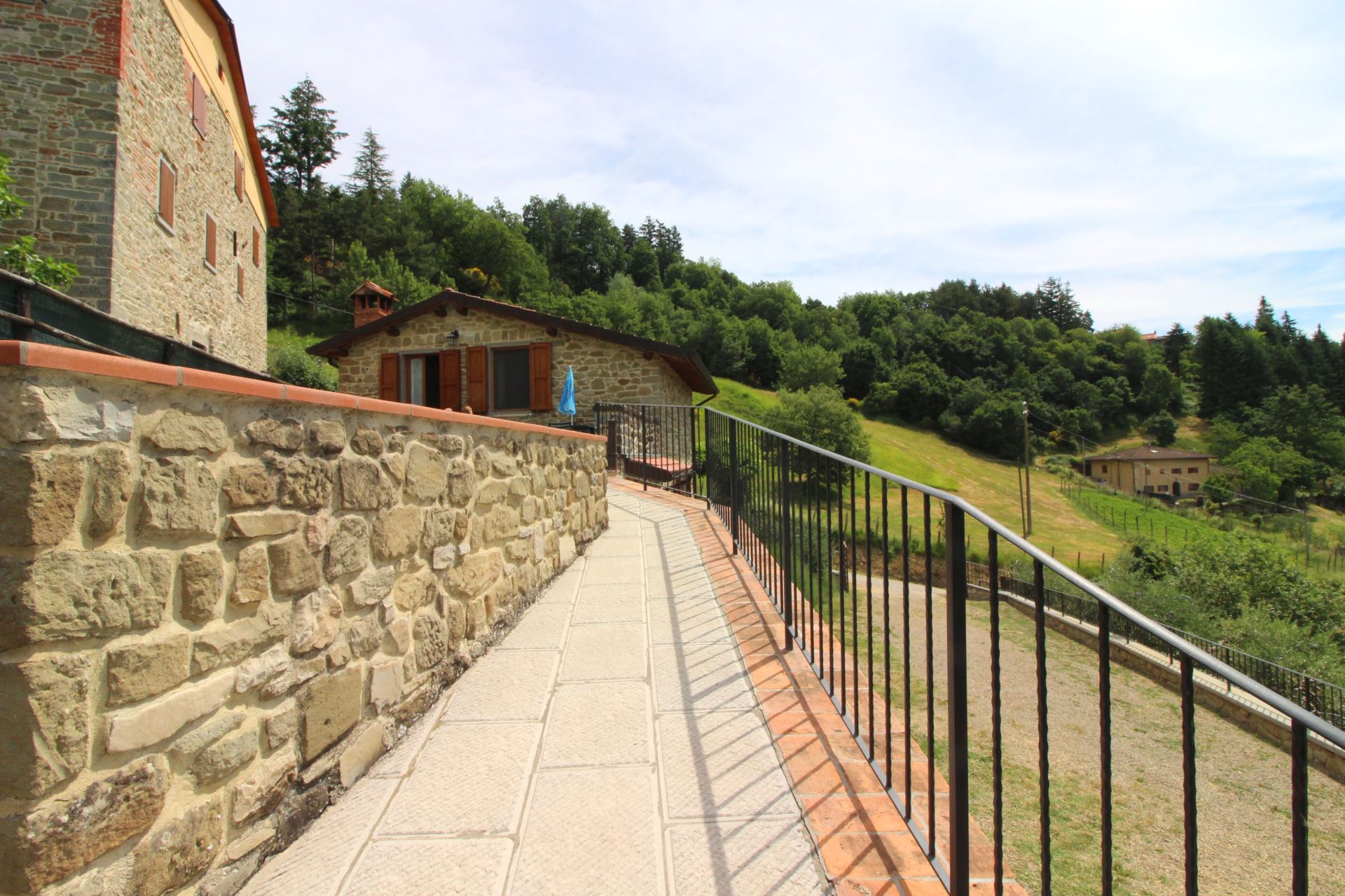 VILLAS WITH POOL SANTA CRISTINA STIA TOSCANA