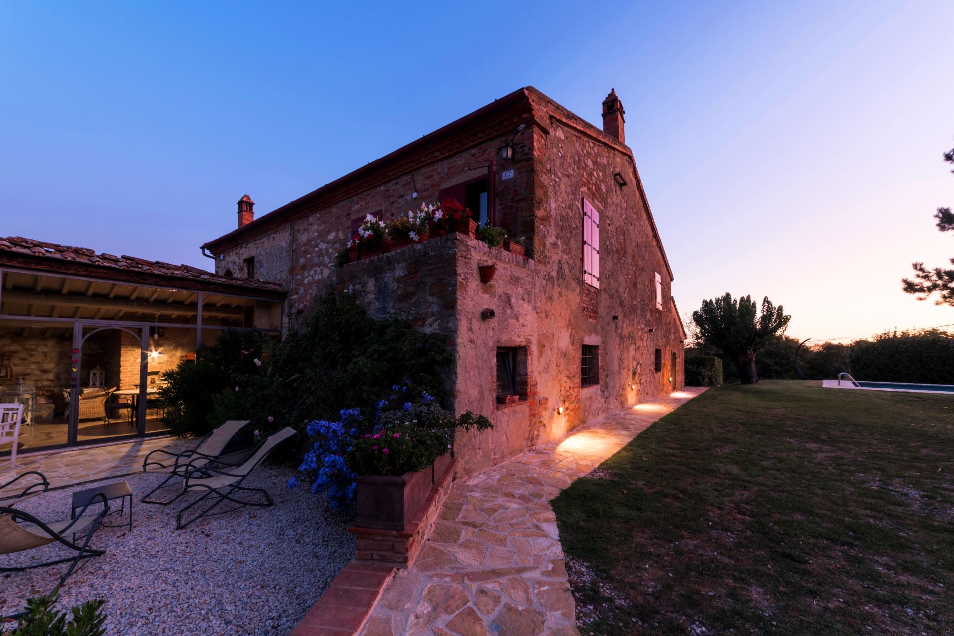 VILLAS WITH POOL CASALE BIGERNA TREQUANDA TOSCANA