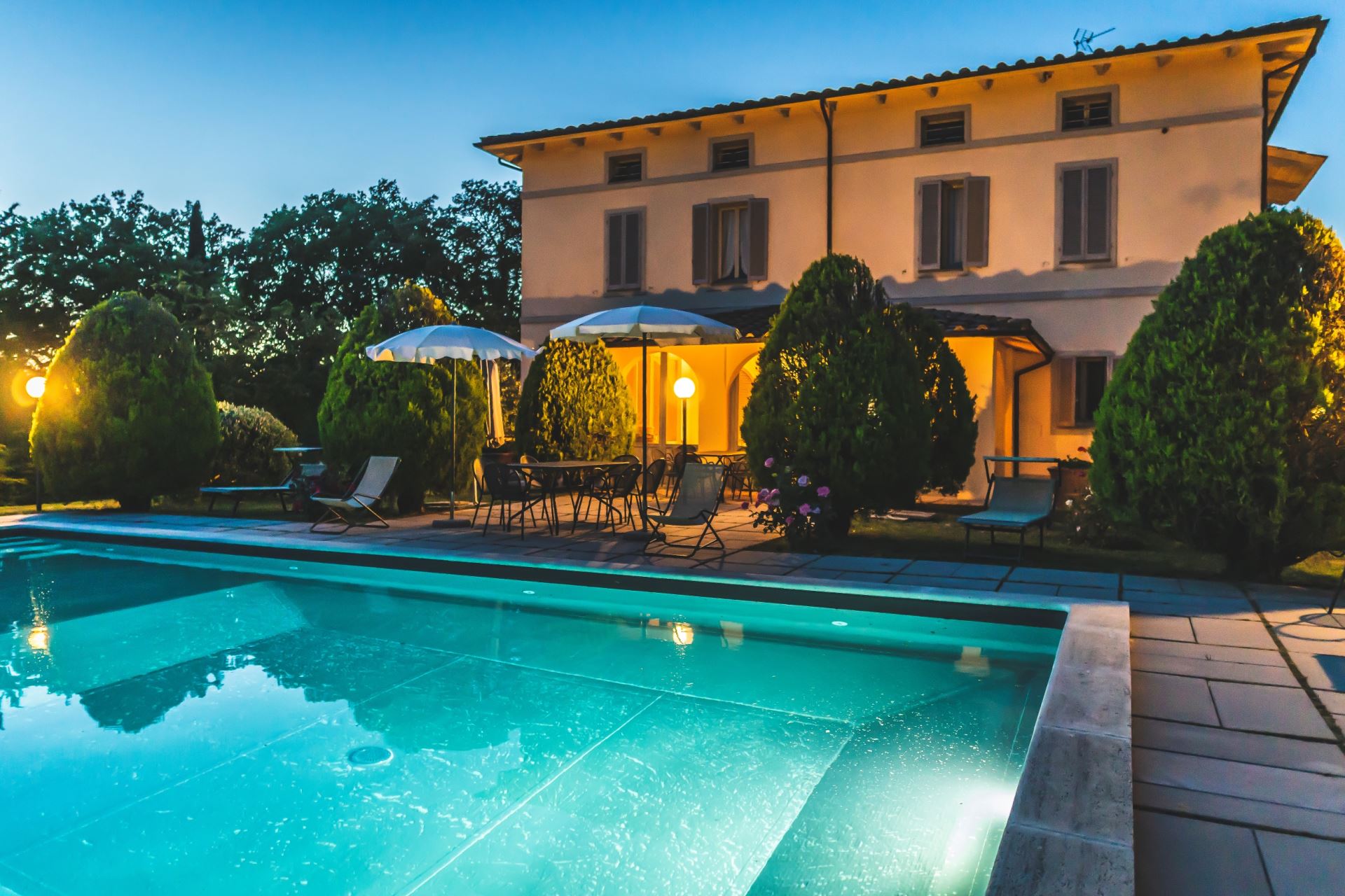 VILLAS AVEC PISCINE POGGIO FALCONE 6 CASTIGLIONE DEL LAGO UMBRIA