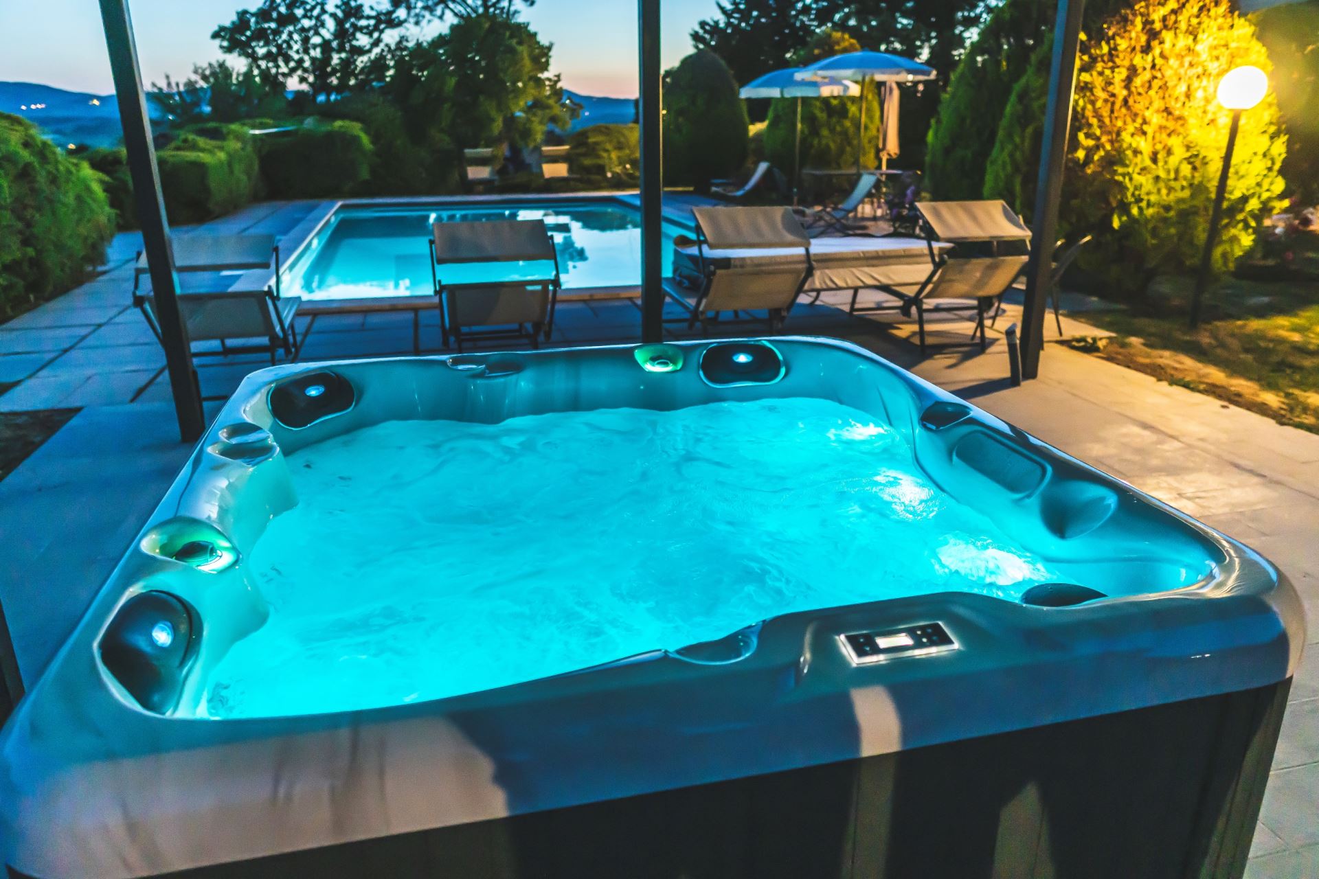 VILLAS AVEC PISCINE POGGIO FALCONE 6 CASTIGLIONE DEL LAGO UMBRIA