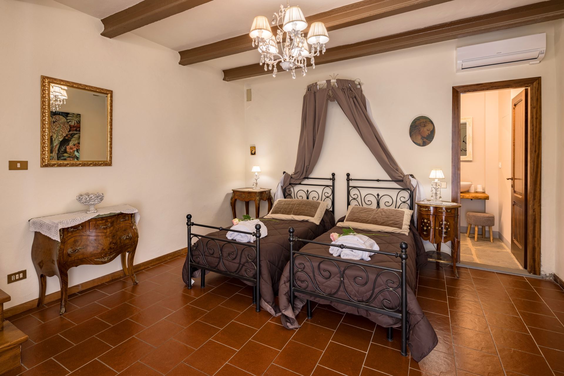 APPARTEMENTS AVEC PISCINE DIMORA DEL FATTORE AREZZO TOSCANA