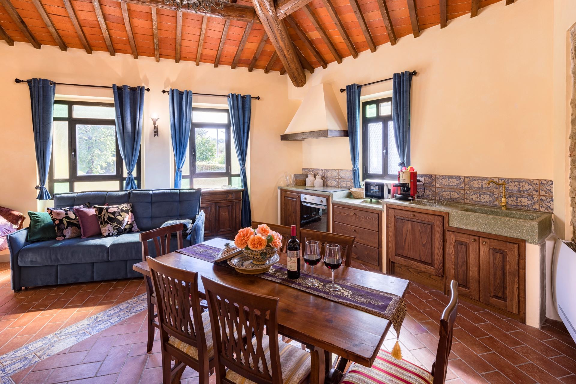 WOHNUNGEN MIT POOL TERRAZZA CON VISTA AREZZO TOSCANA