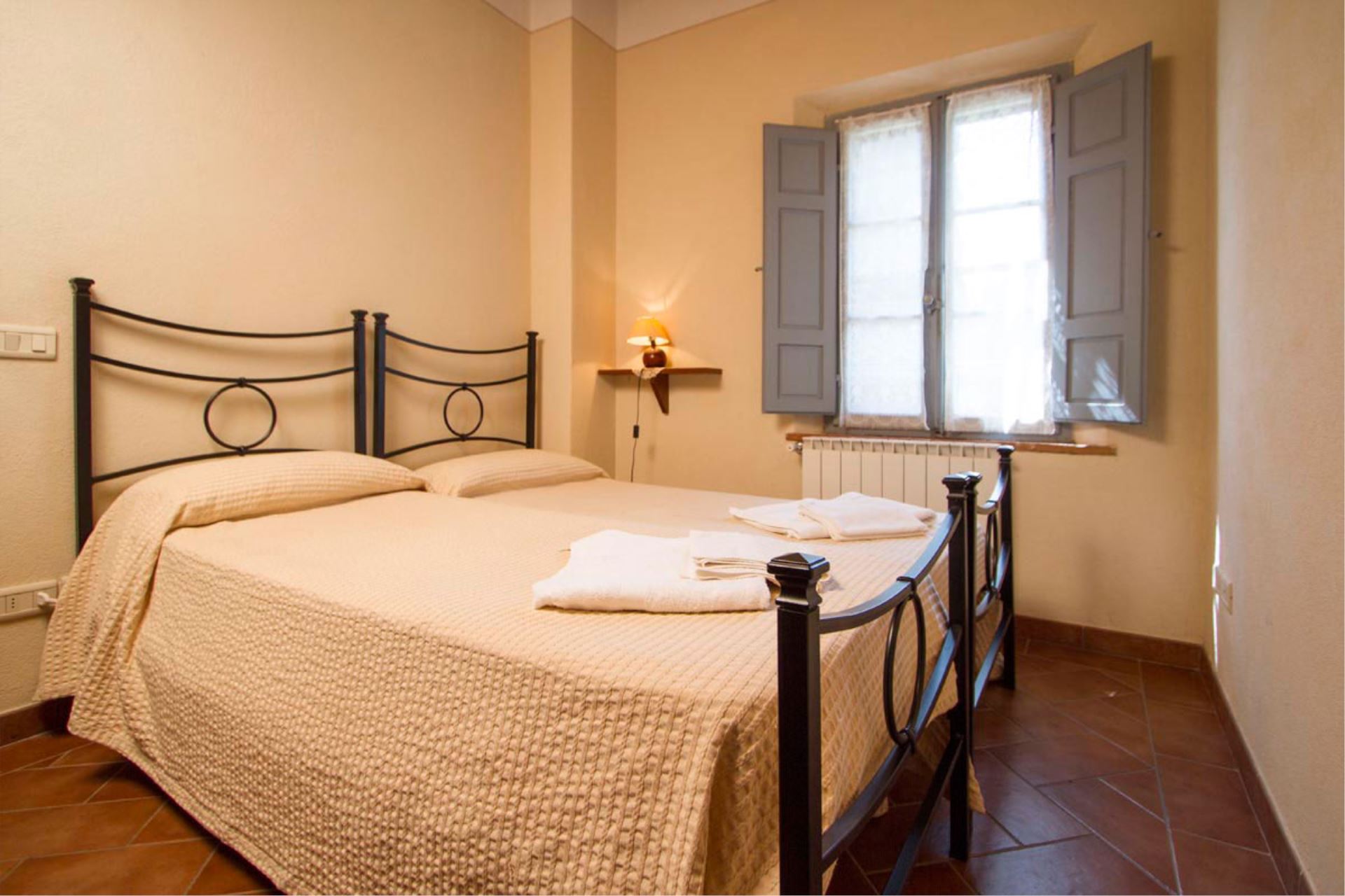 VILLE CON PISCINA VILLA SCANNAGALLO POZZO DELLA CHIANA TOSCANA
